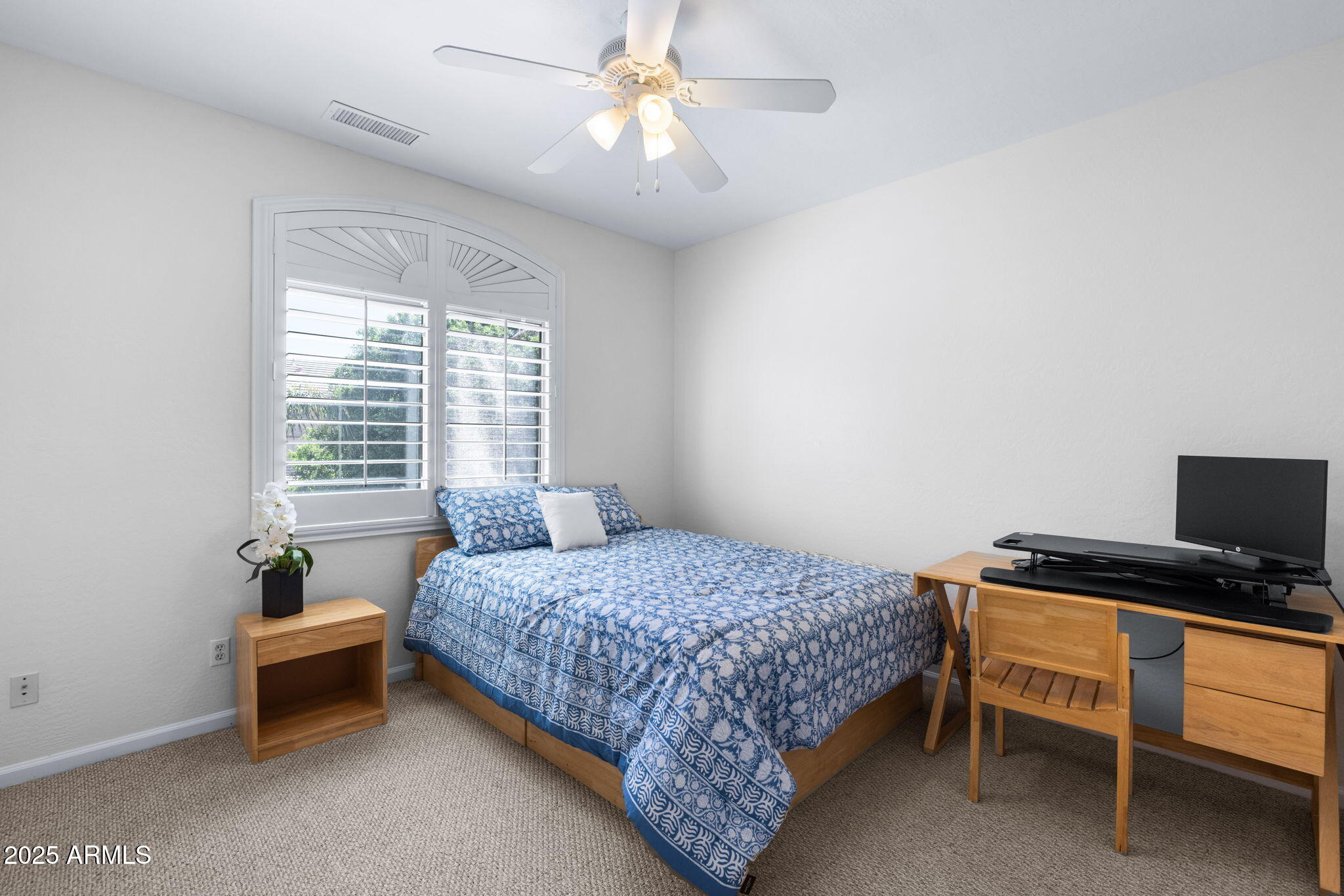 251 W Flamingo Drive