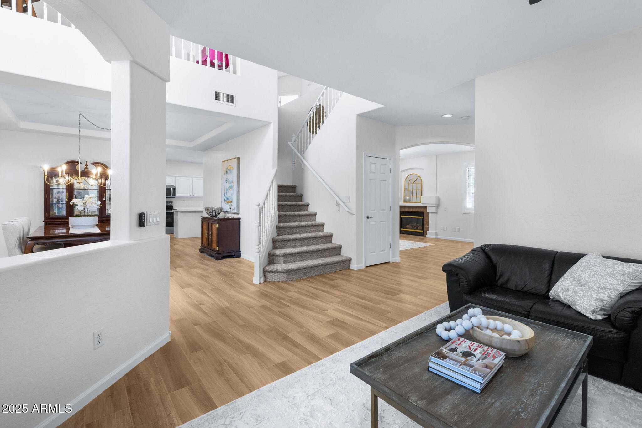 251 W Flamingo Drive