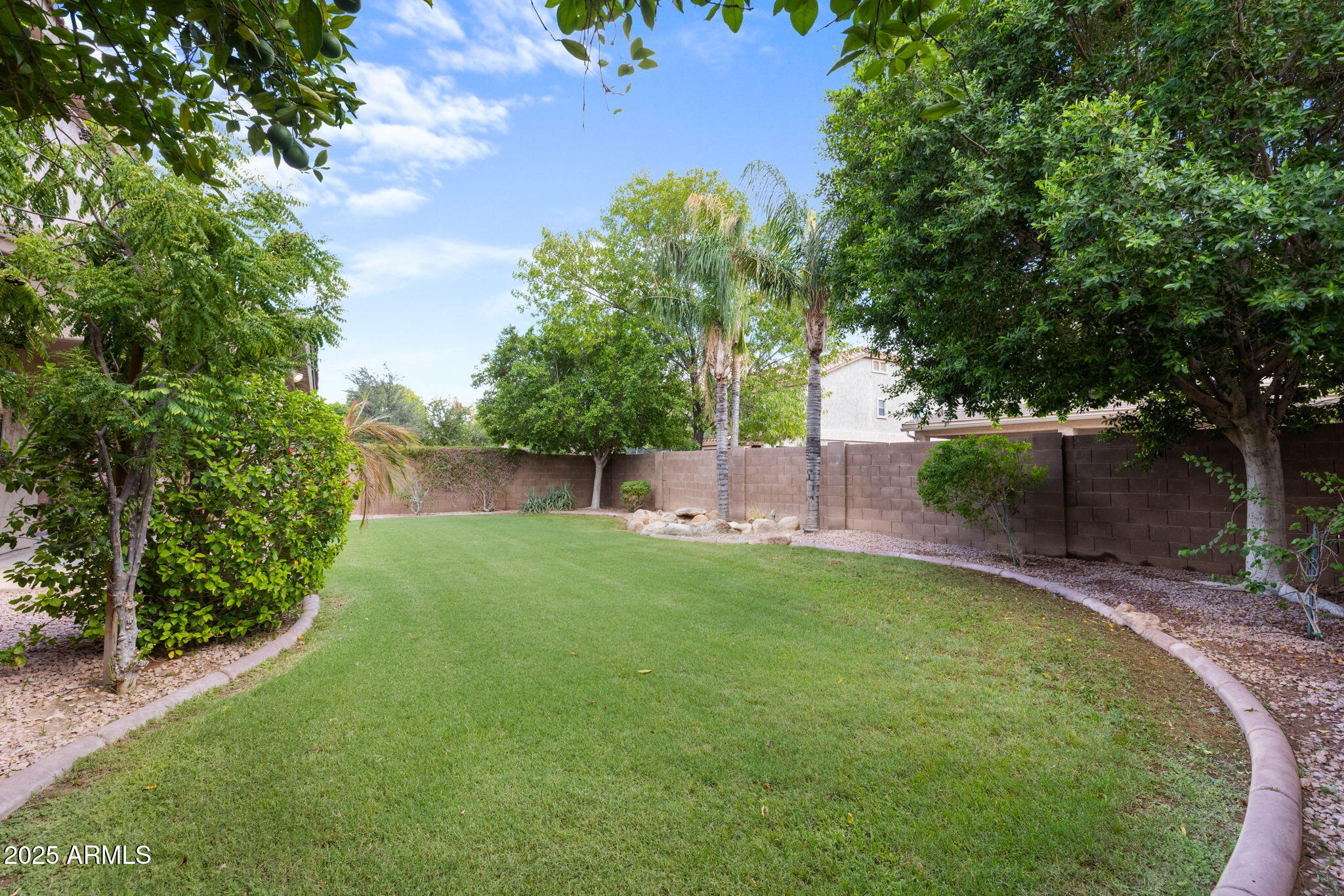 251 W Flamingo Drive