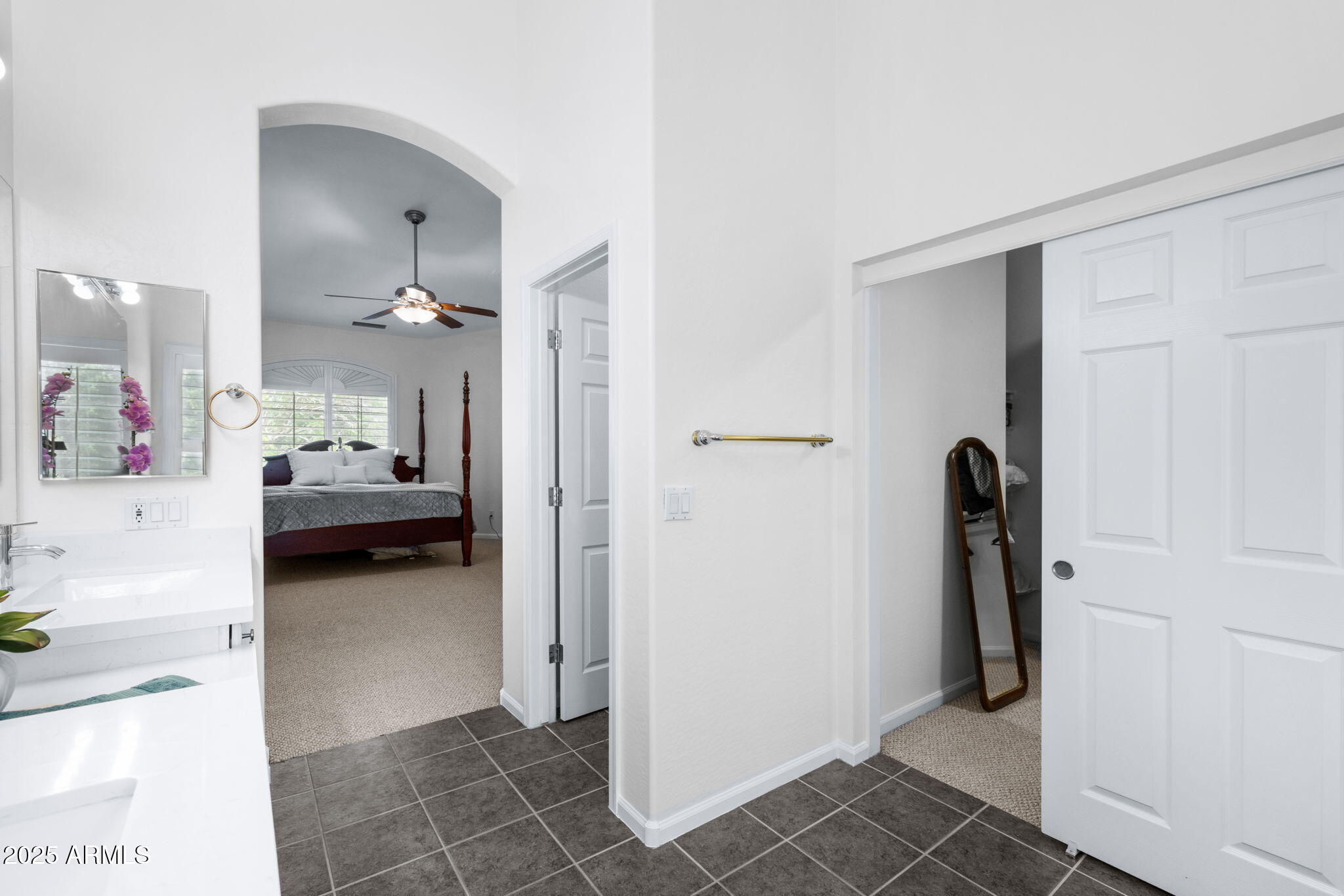 251 W Flamingo Drive