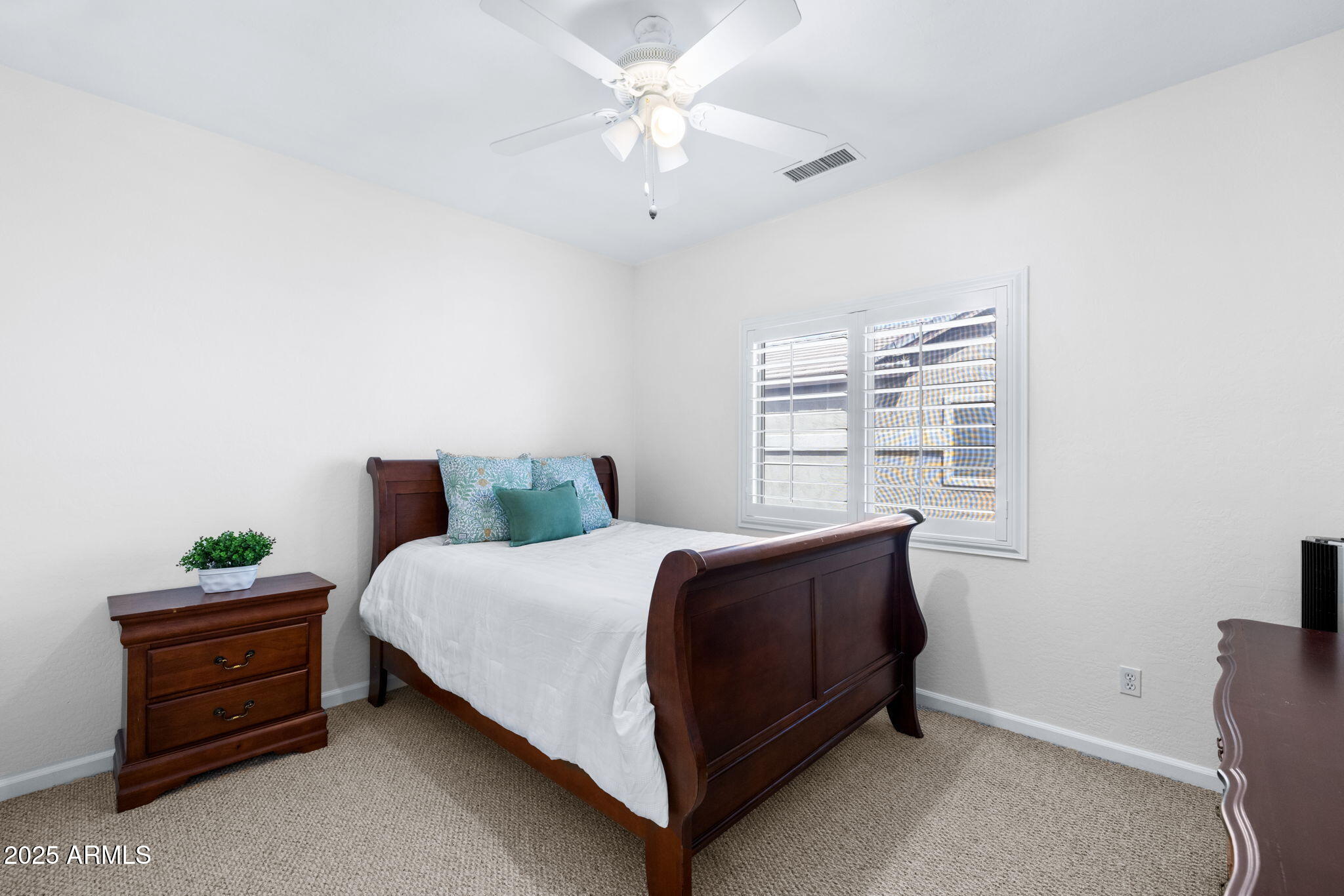 251 W Flamingo Drive