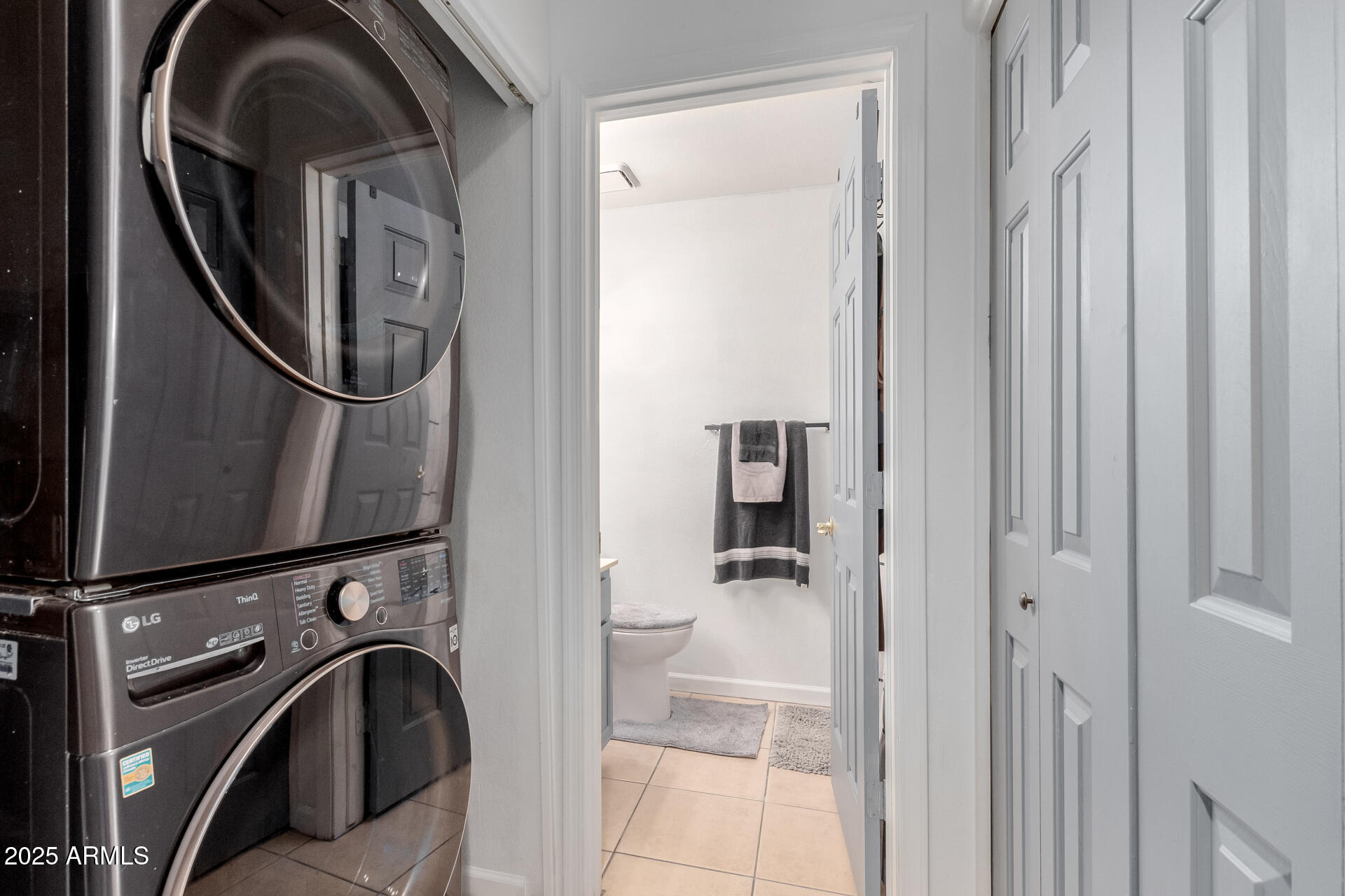 1001 N PASADENA, 179