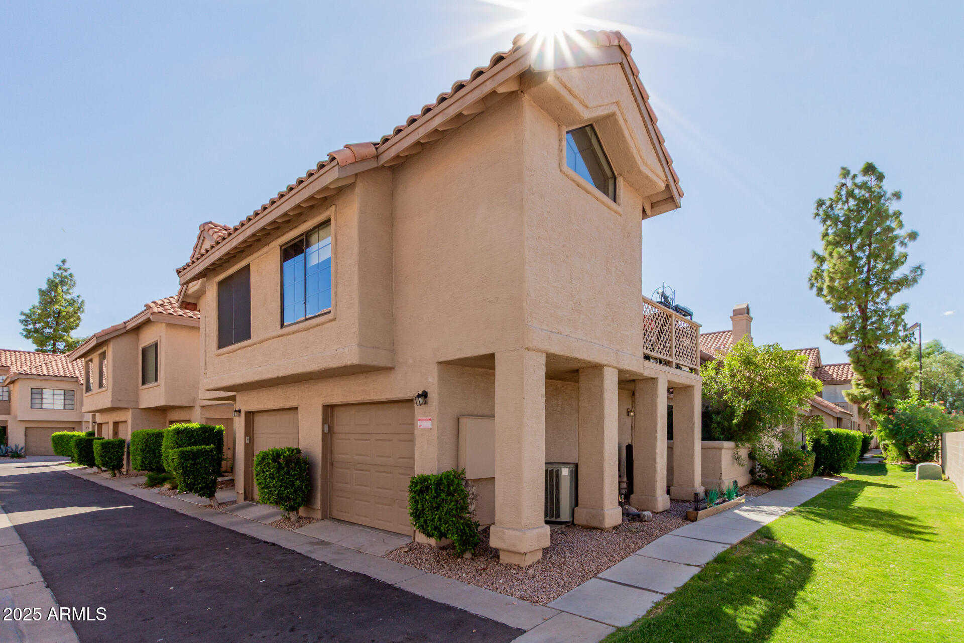 1001 N PASADENA, 179