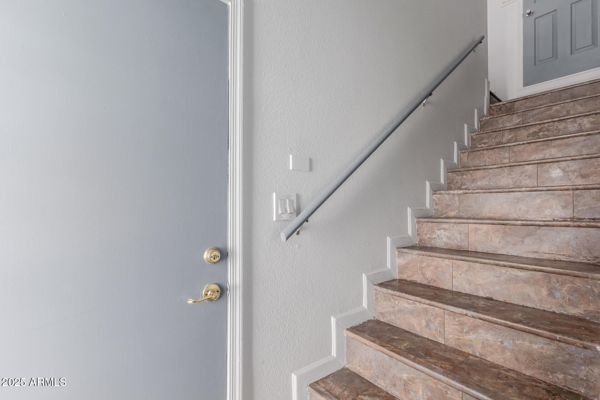 1001 N PASADENA, 179