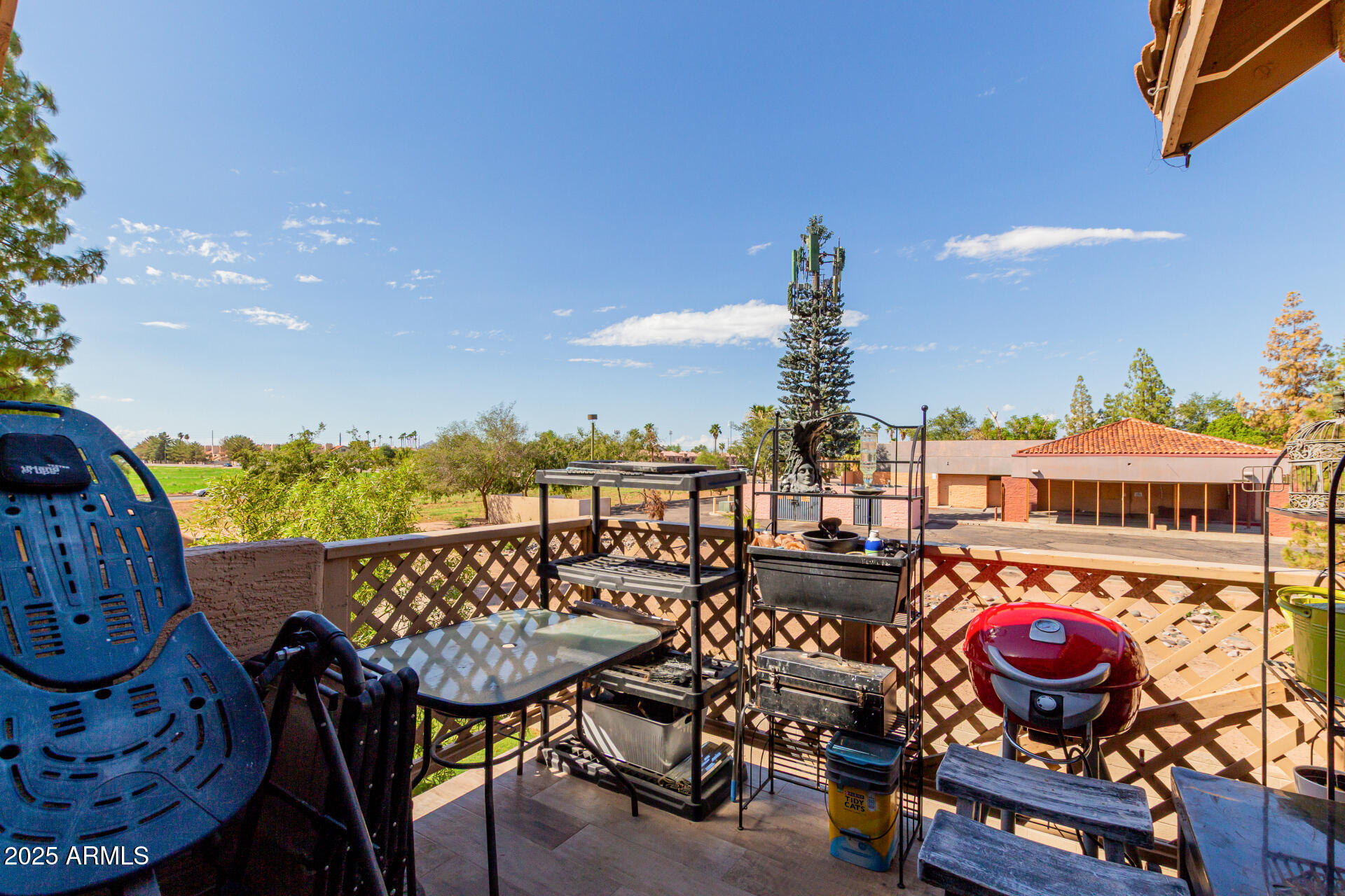 1001 N PASADENA, 179