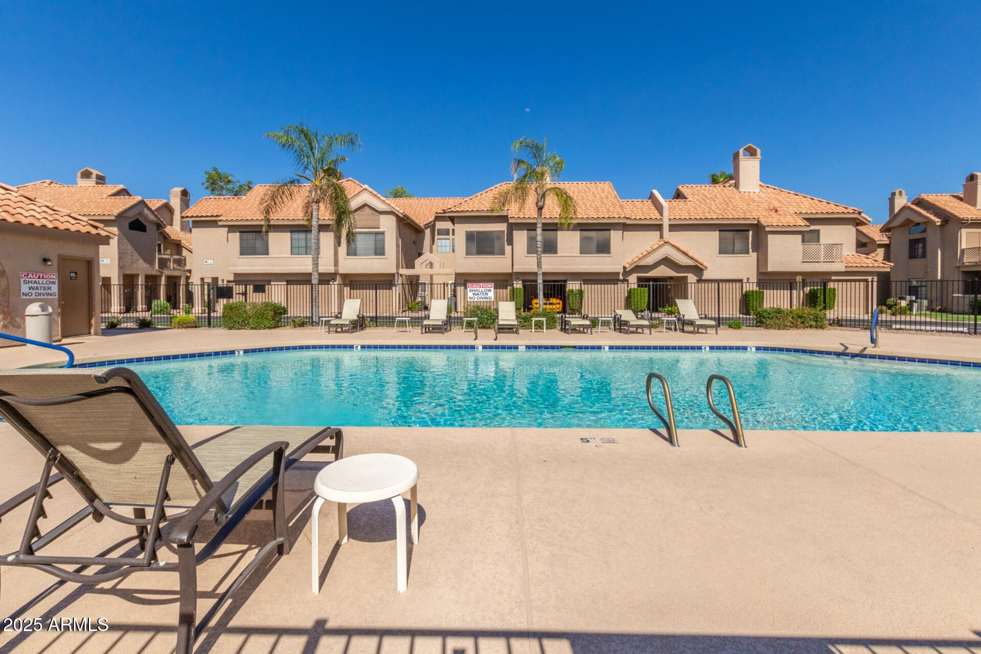 1001 N PASADENA, 179