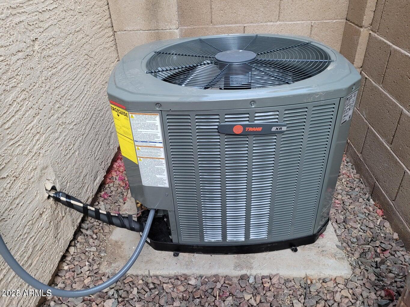 4642 W TOLEDO Street