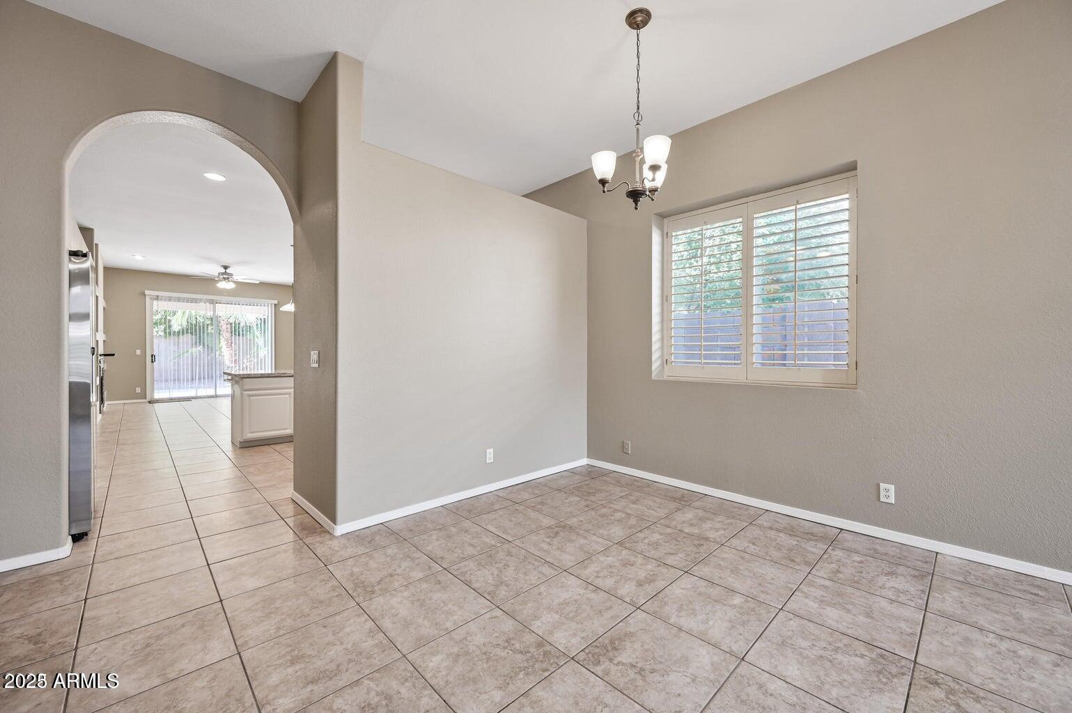 4642 W TOLEDO Street