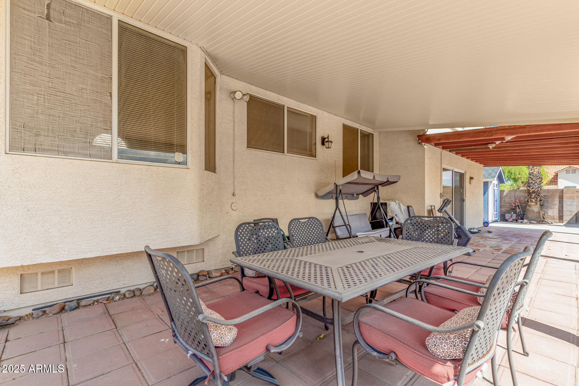 2753 E NORTHRIDGE Circle