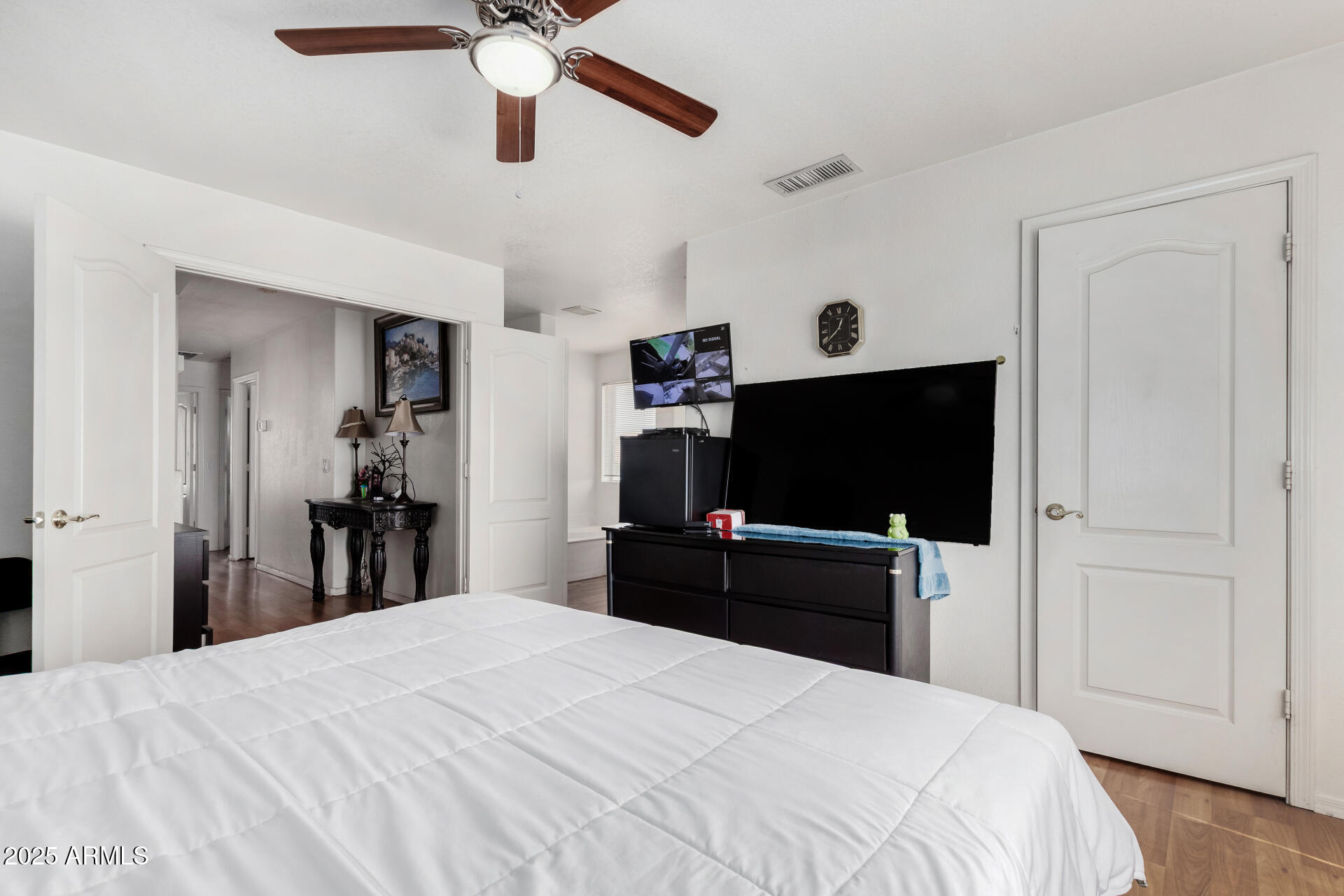 2753 E NORTHRIDGE Circle