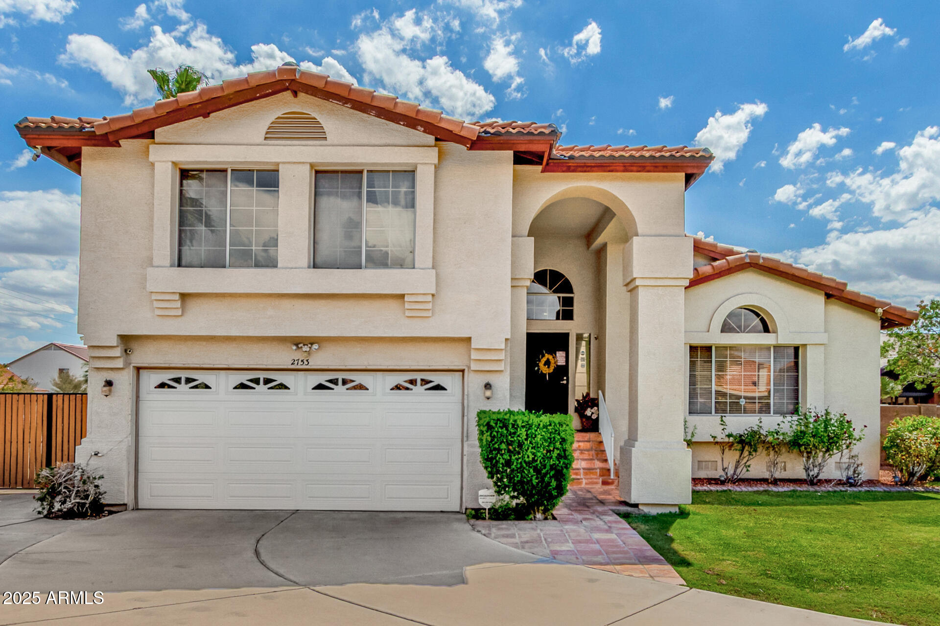 2753 E NORTHRIDGE Circle