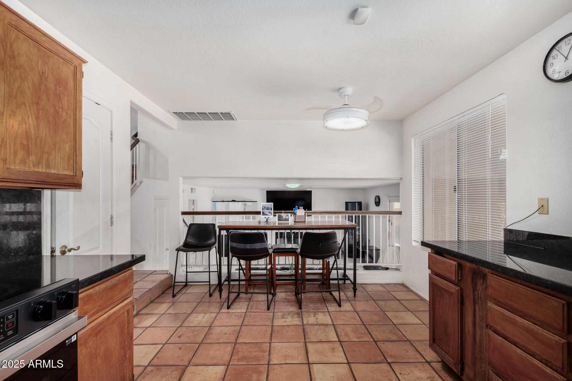 2753 E NORTHRIDGE Circle