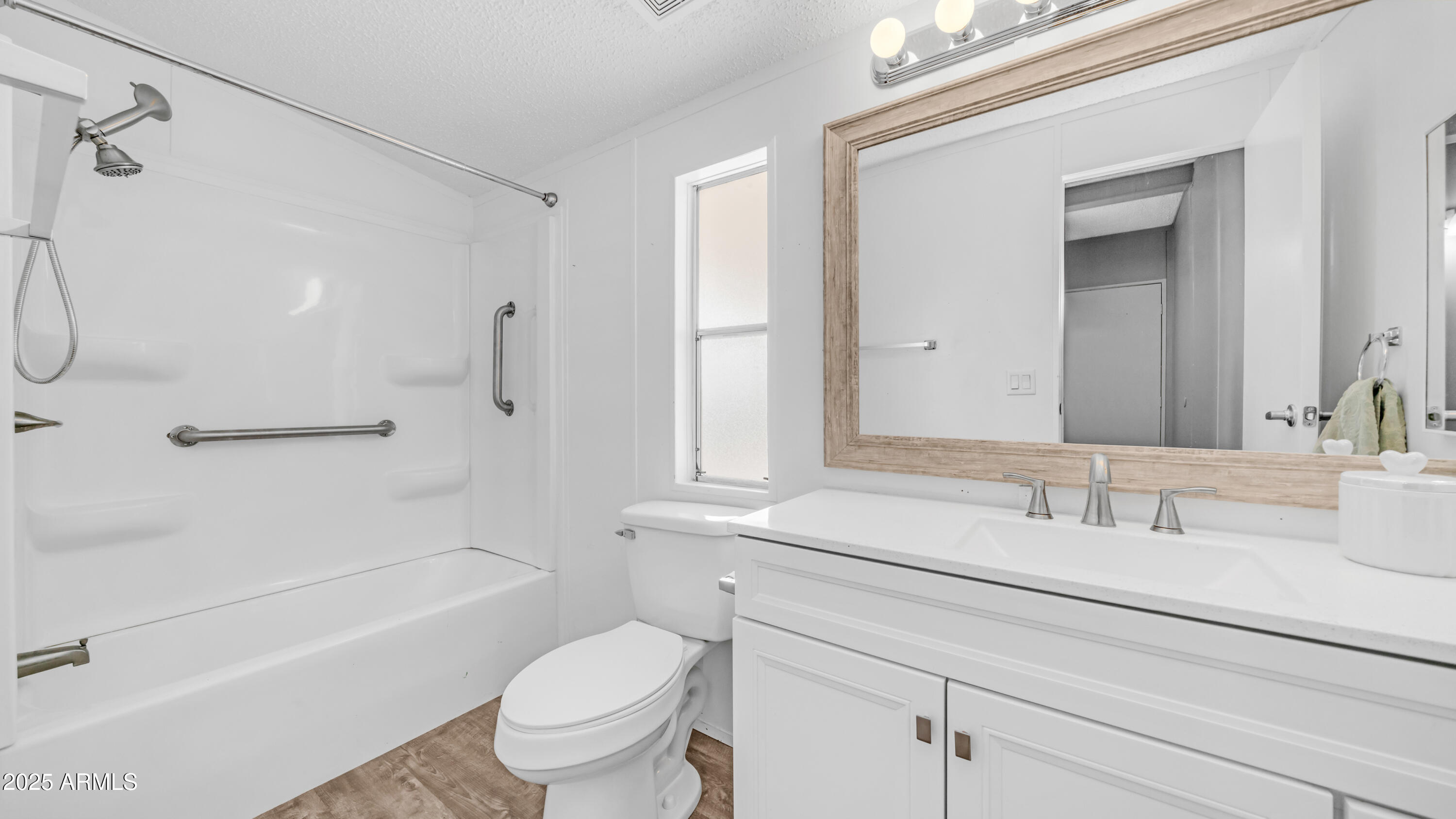 301 S SIGNAL BUTTE Road, 51