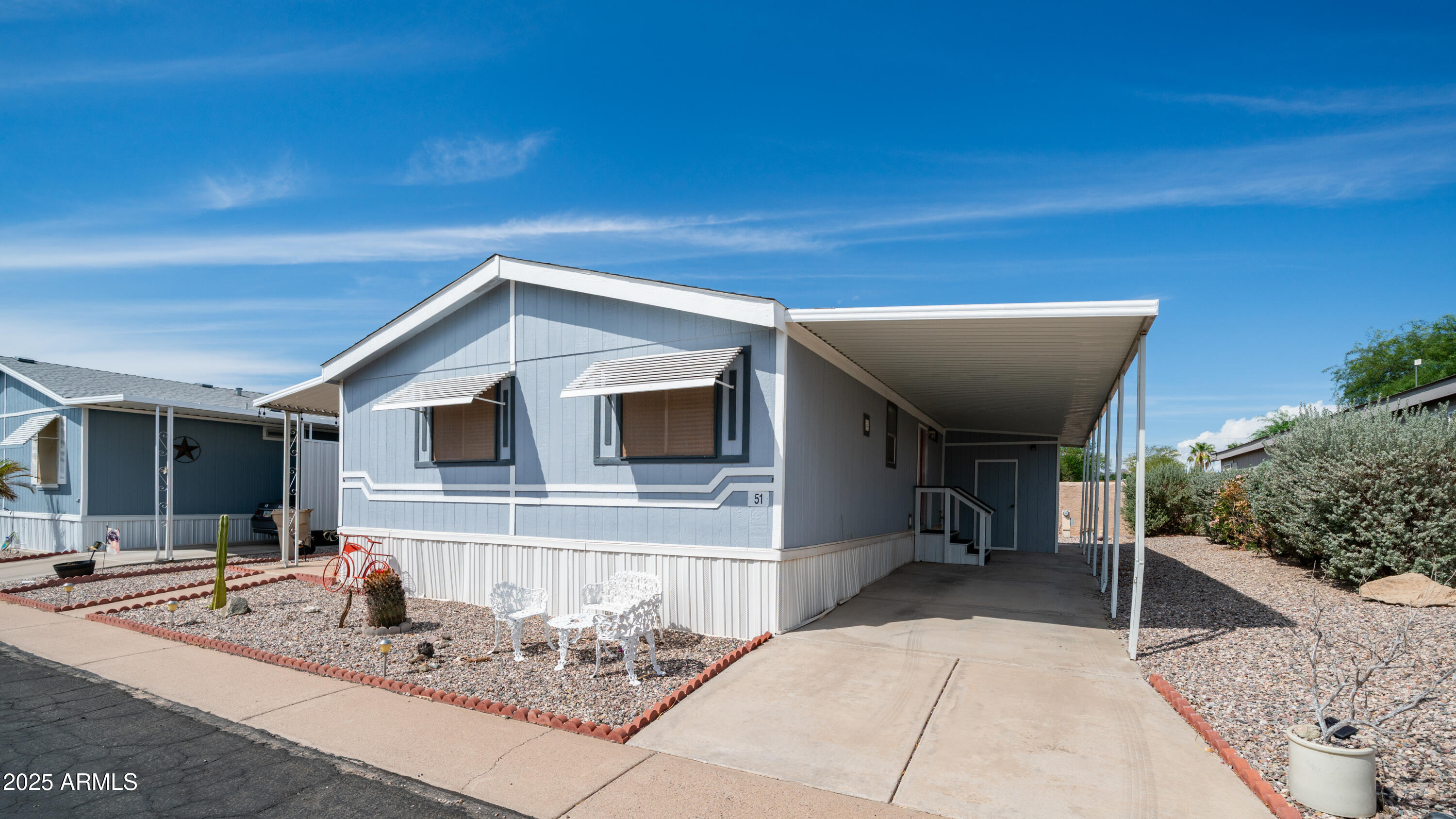 301 S SIGNAL BUTTE Road, 51