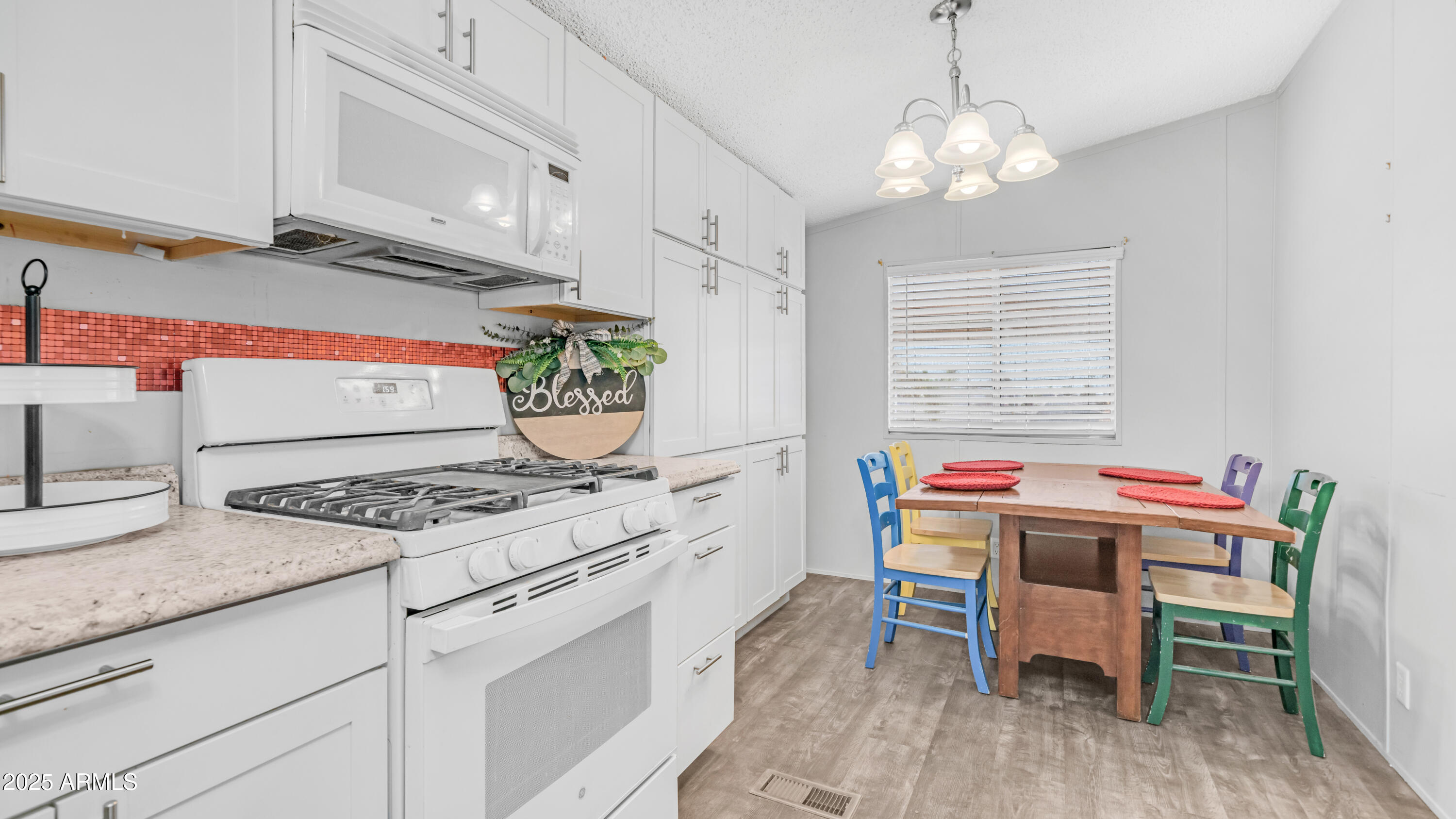 301 S SIGNAL BUTTE Road, 51