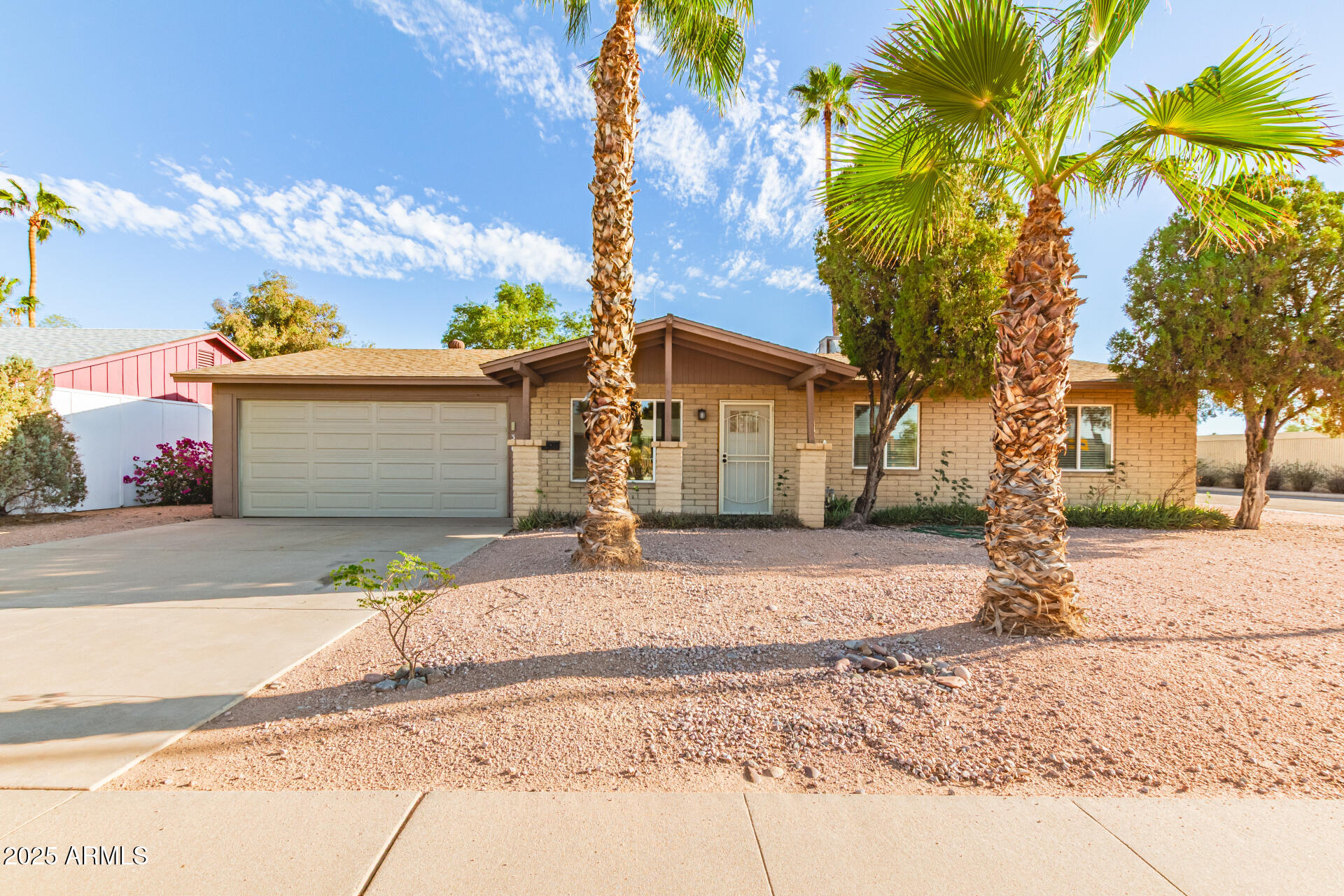 3401 E SHAW BUTTE Drive