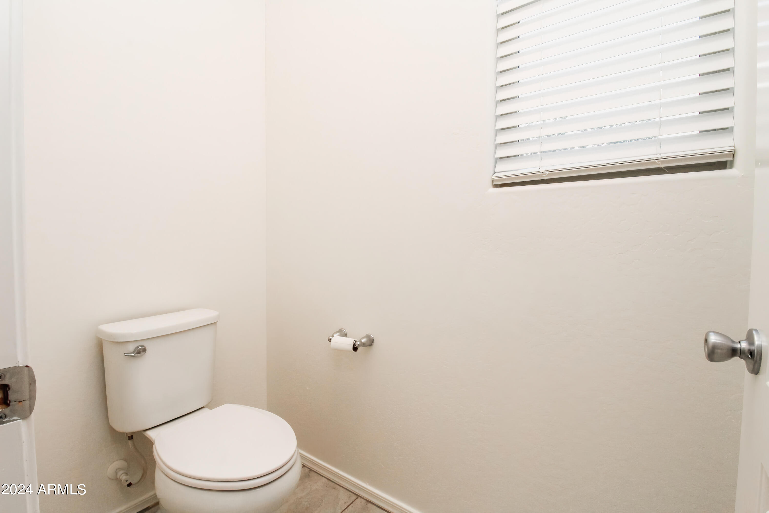 637 E BUCKINGHAM Avenue