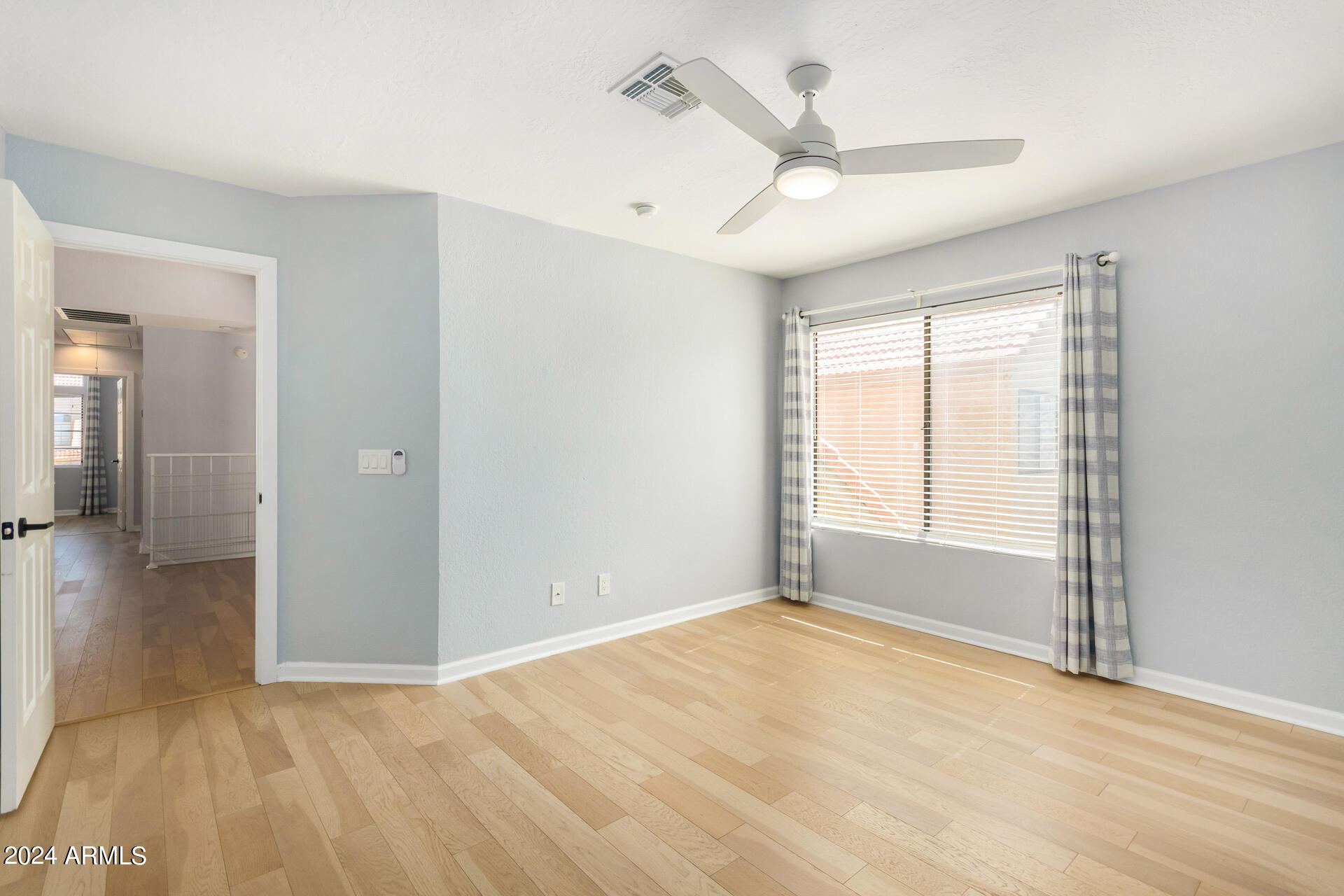 4586 W HARRISON Street