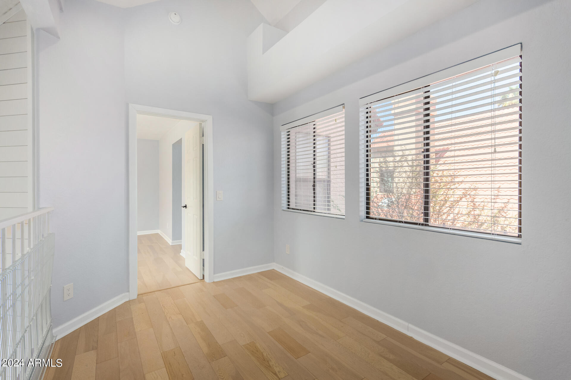 4586 W HARRISON Street