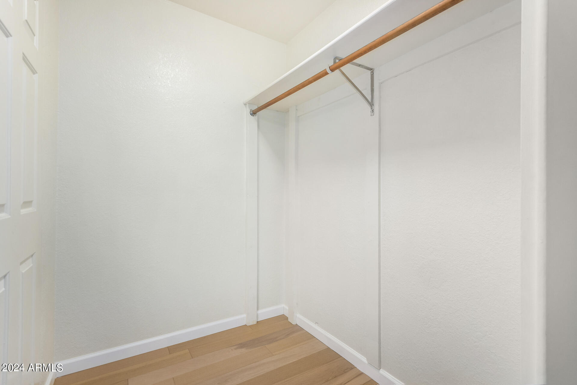 4586 W HARRISON Street