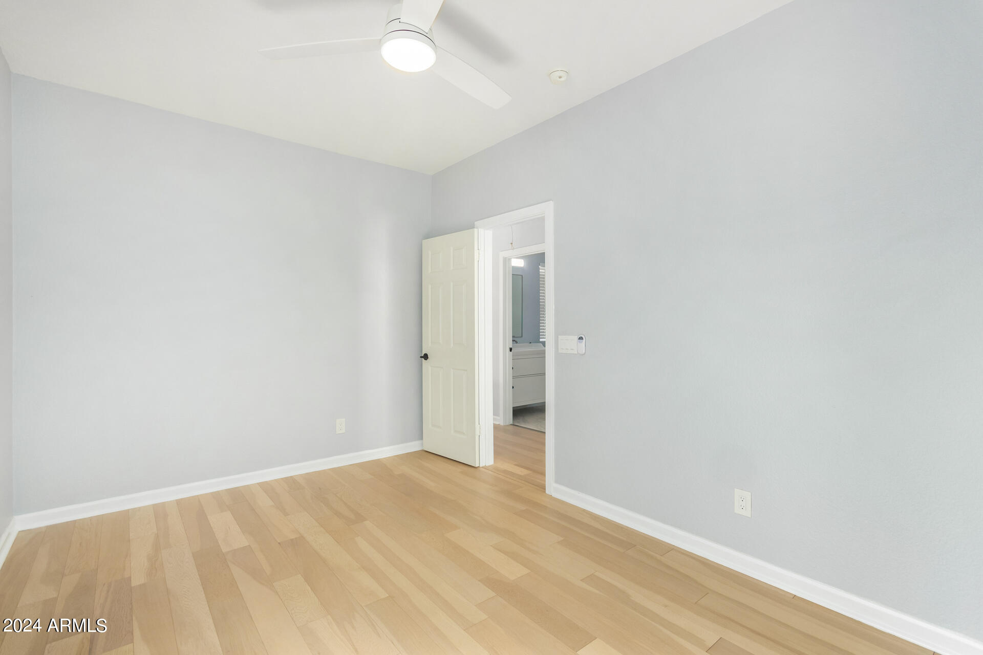 4586 W HARRISON Street