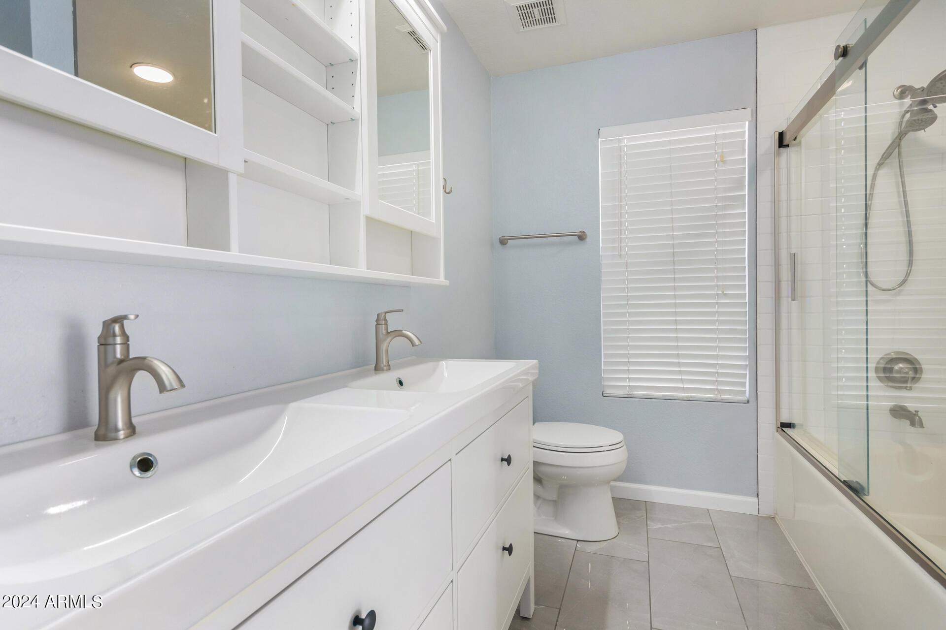 4586 W HARRISON Street