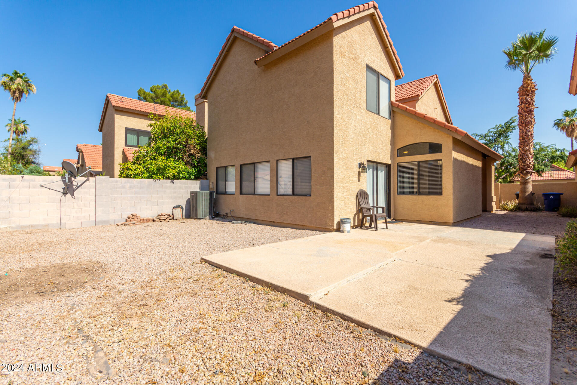 4586 W HARRISON Street