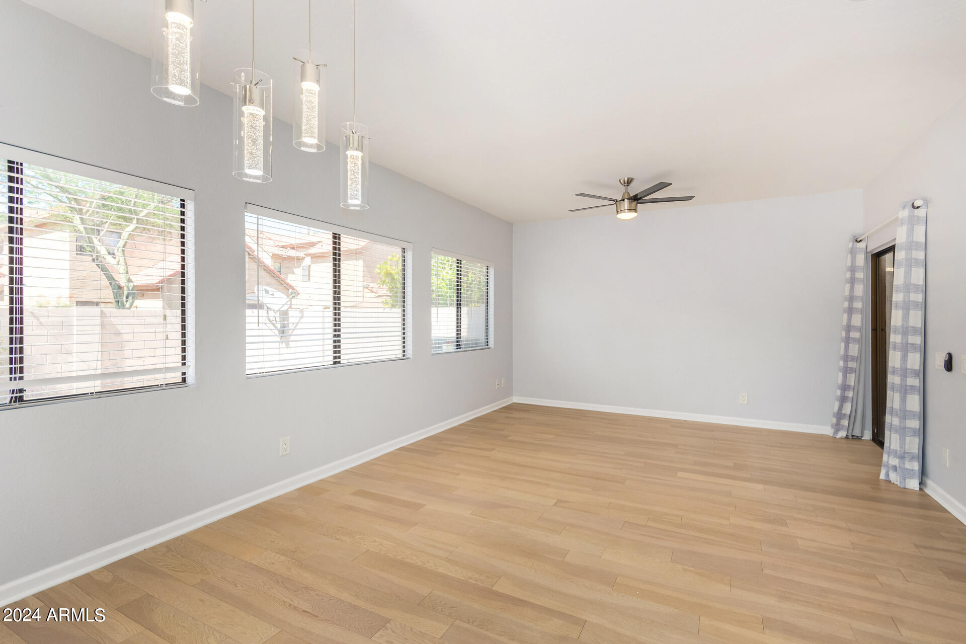 4586 W HARRISON Street