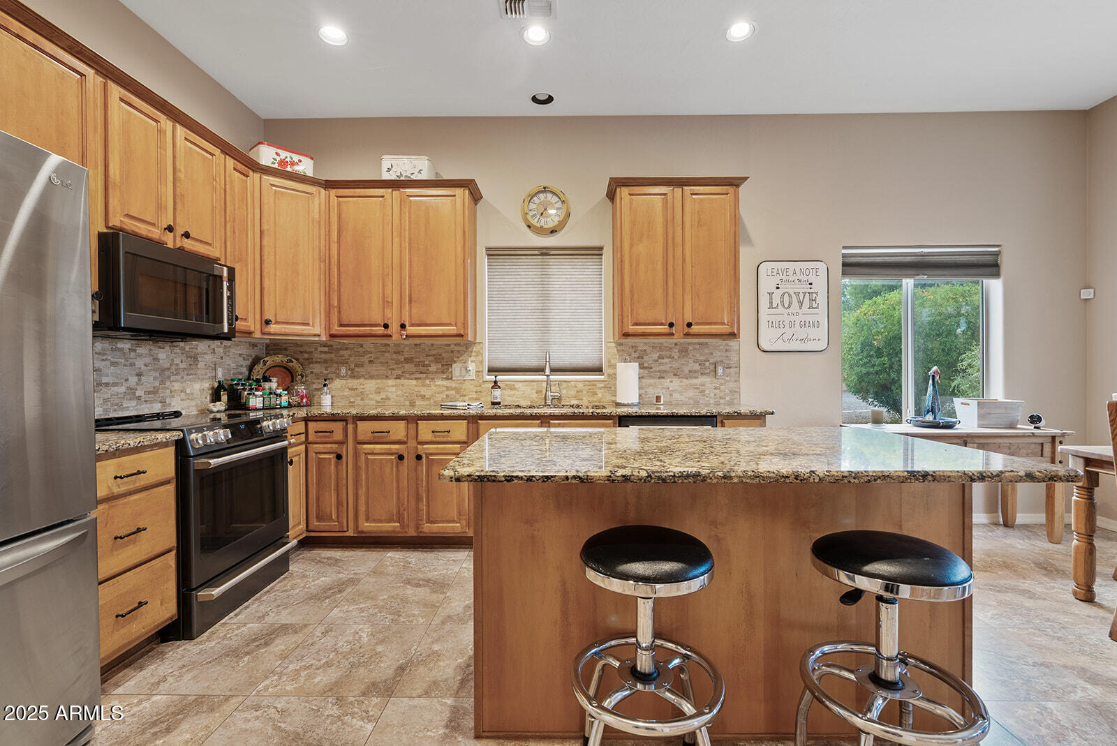 2615 E SAN CARLOS Way