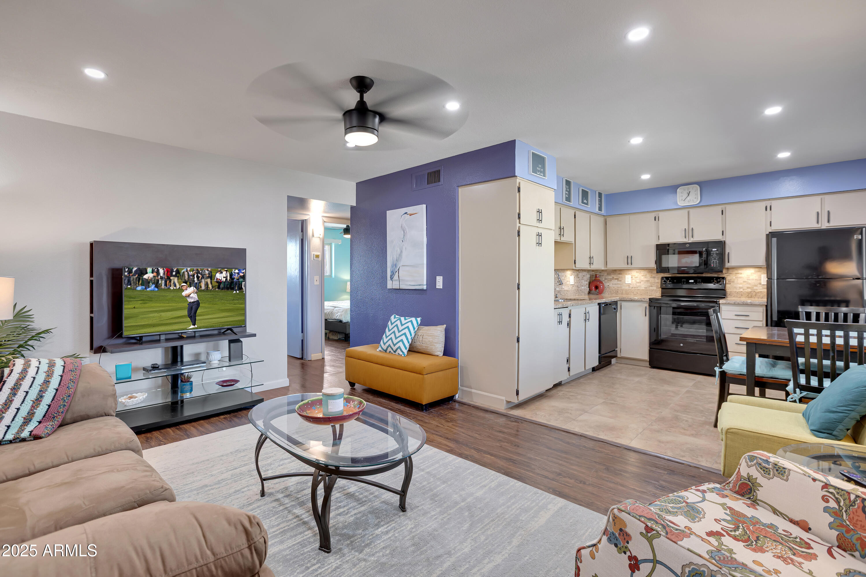 2416 E UNIVERSITY Drive, 4