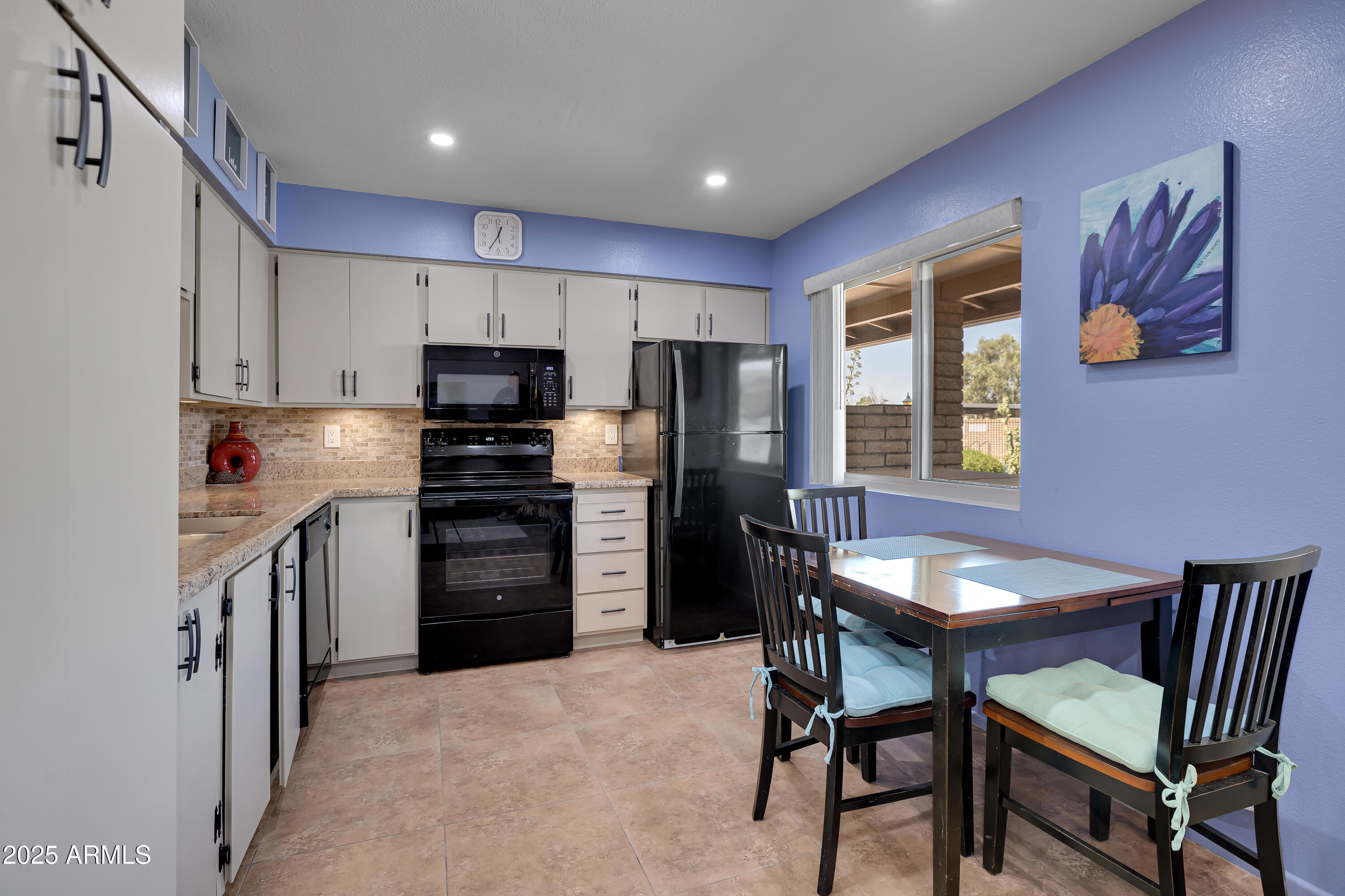 2416 E UNIVERSITY Drive, 4