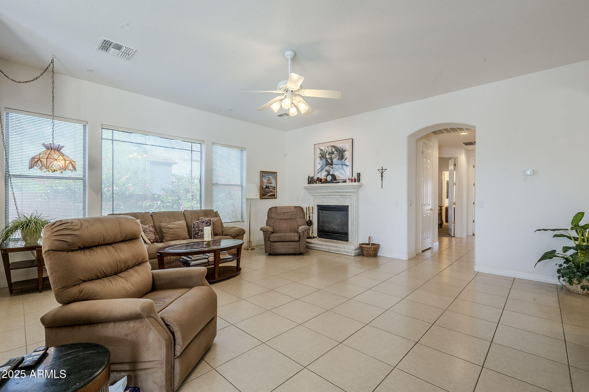 5501 E CALLE DEL SOL