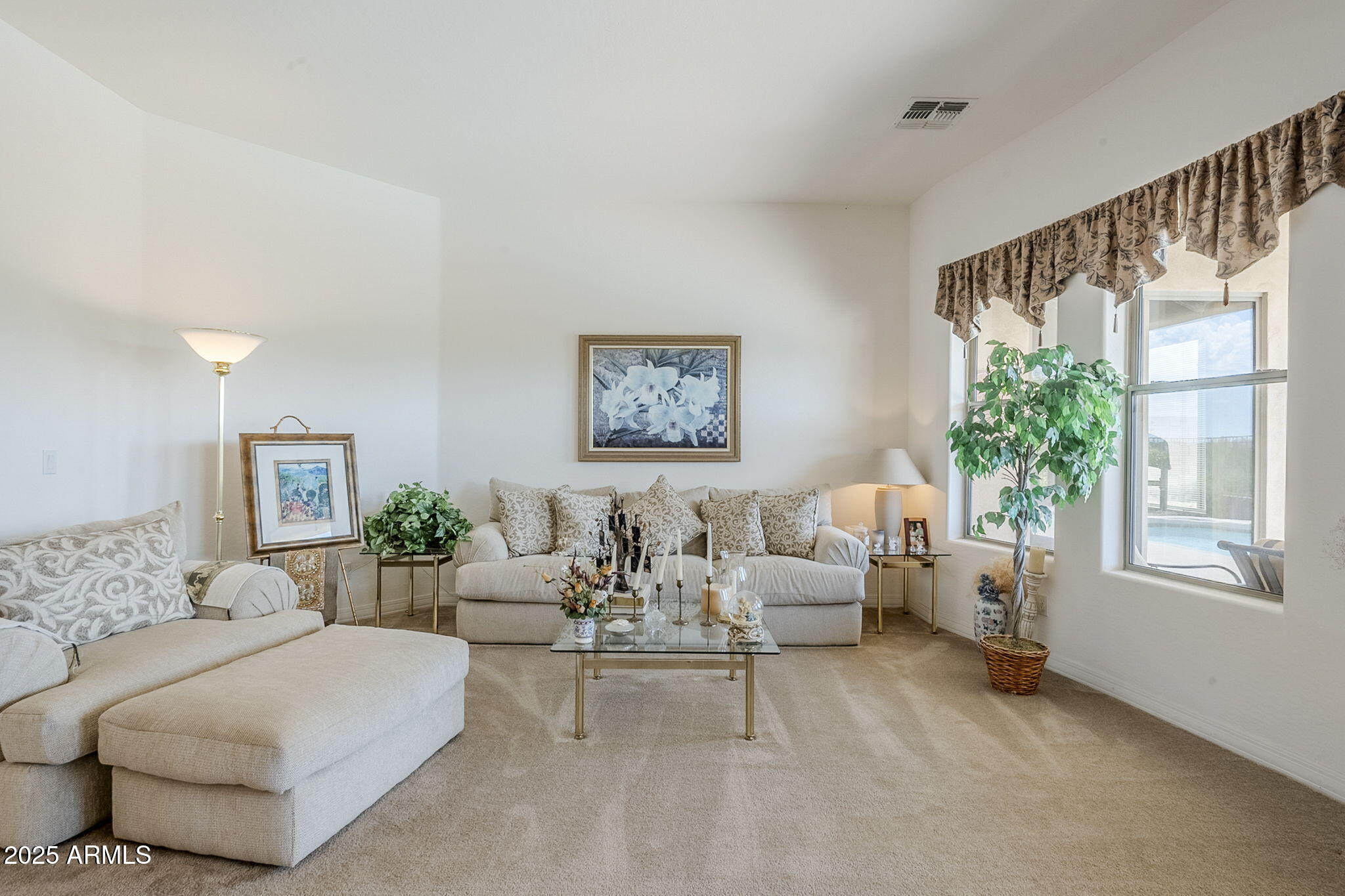 5501 E CALLE DEL SOL
