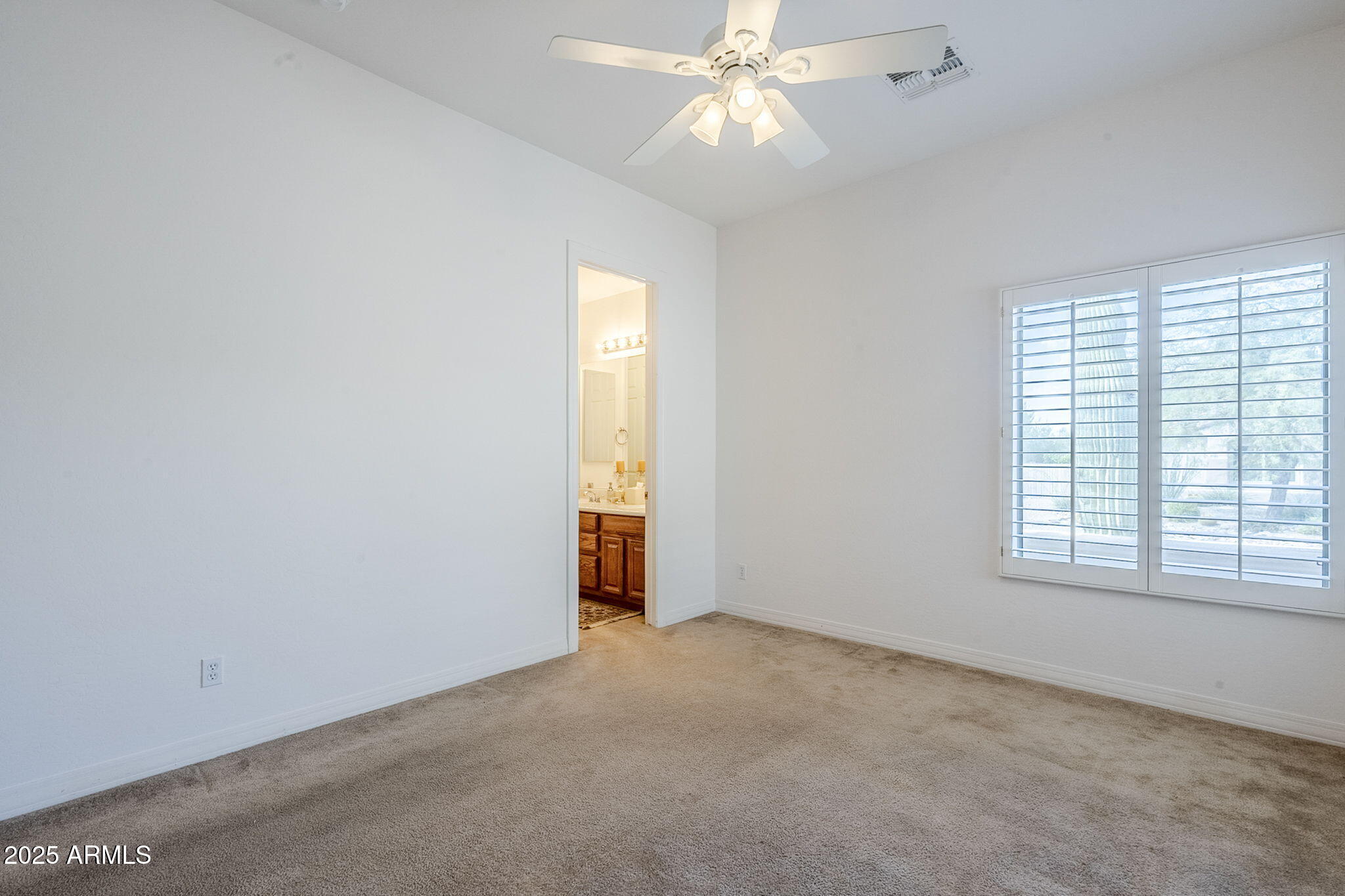 5501 E CALLE DEL SOL