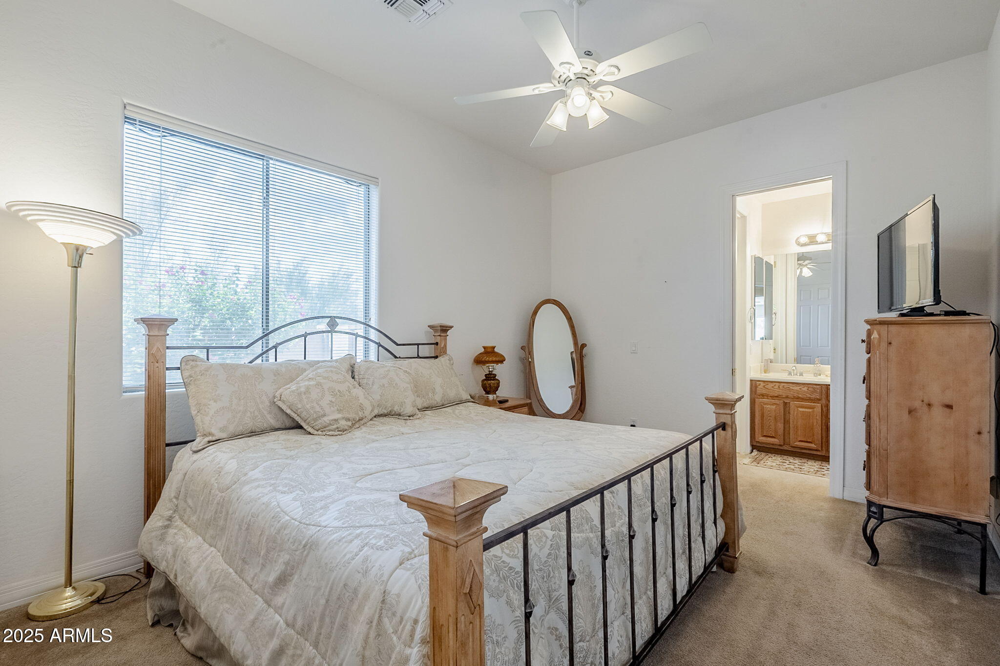 5501 E CALLE DEL SOL