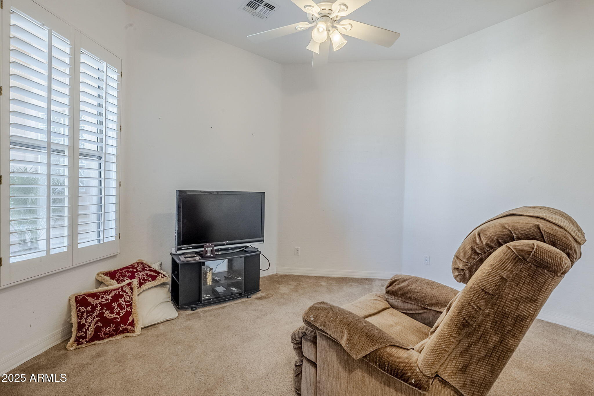 5501 E CALLE DEL SOL