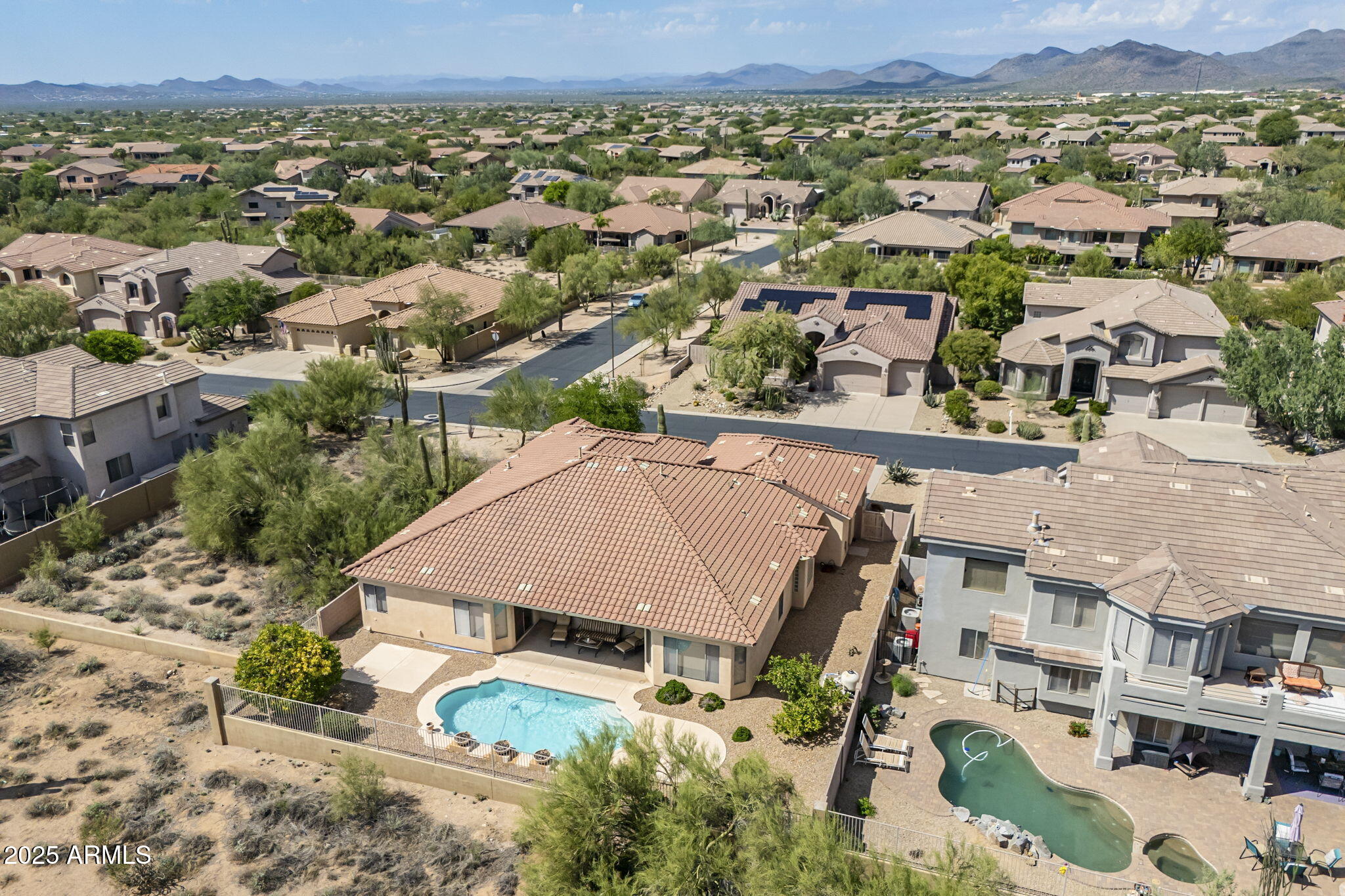 5501 E CALLE DEL SOL