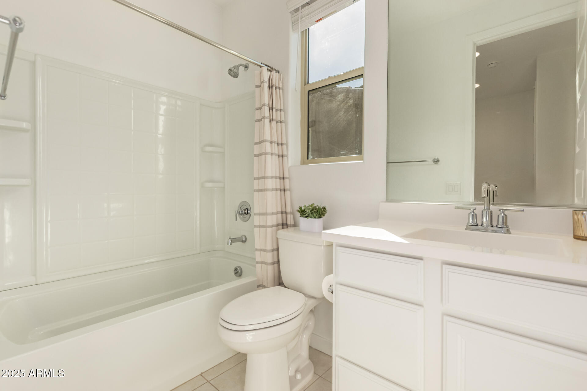 12521 W MORTEN Avenue