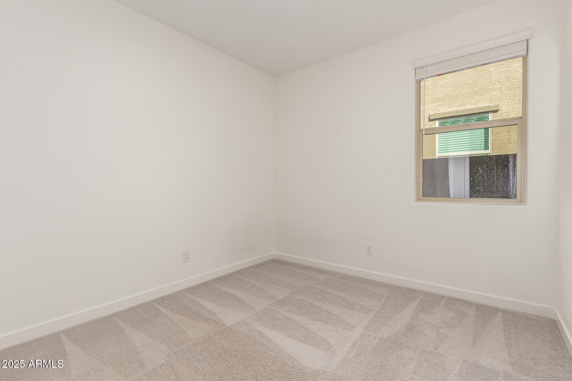 12521 W MORTEN Avenue