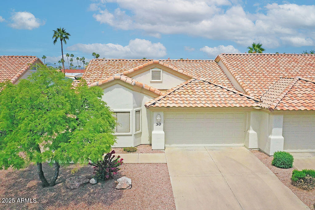 5830 E MCKELLIPS Road, 30