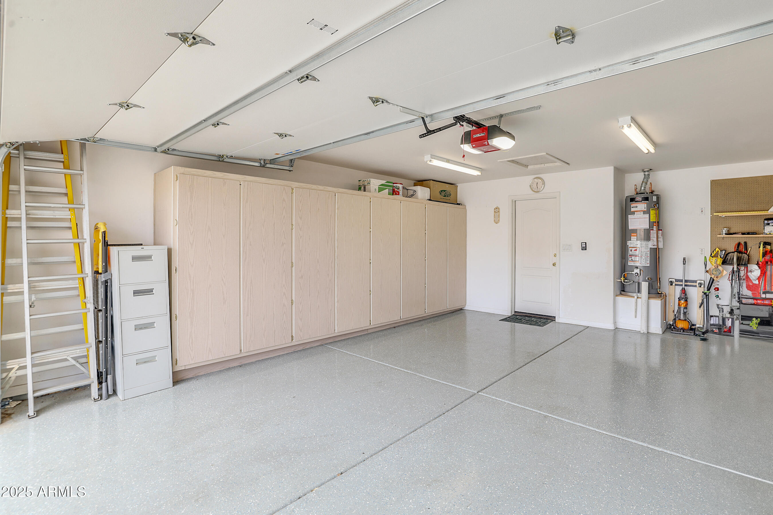 5830 E MCKELLIPS Road, 30