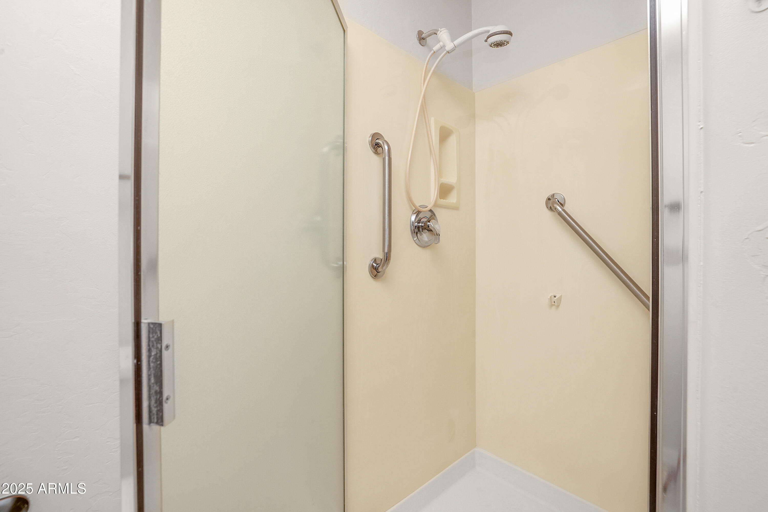 5830 E MCKELLIPS Road, 30