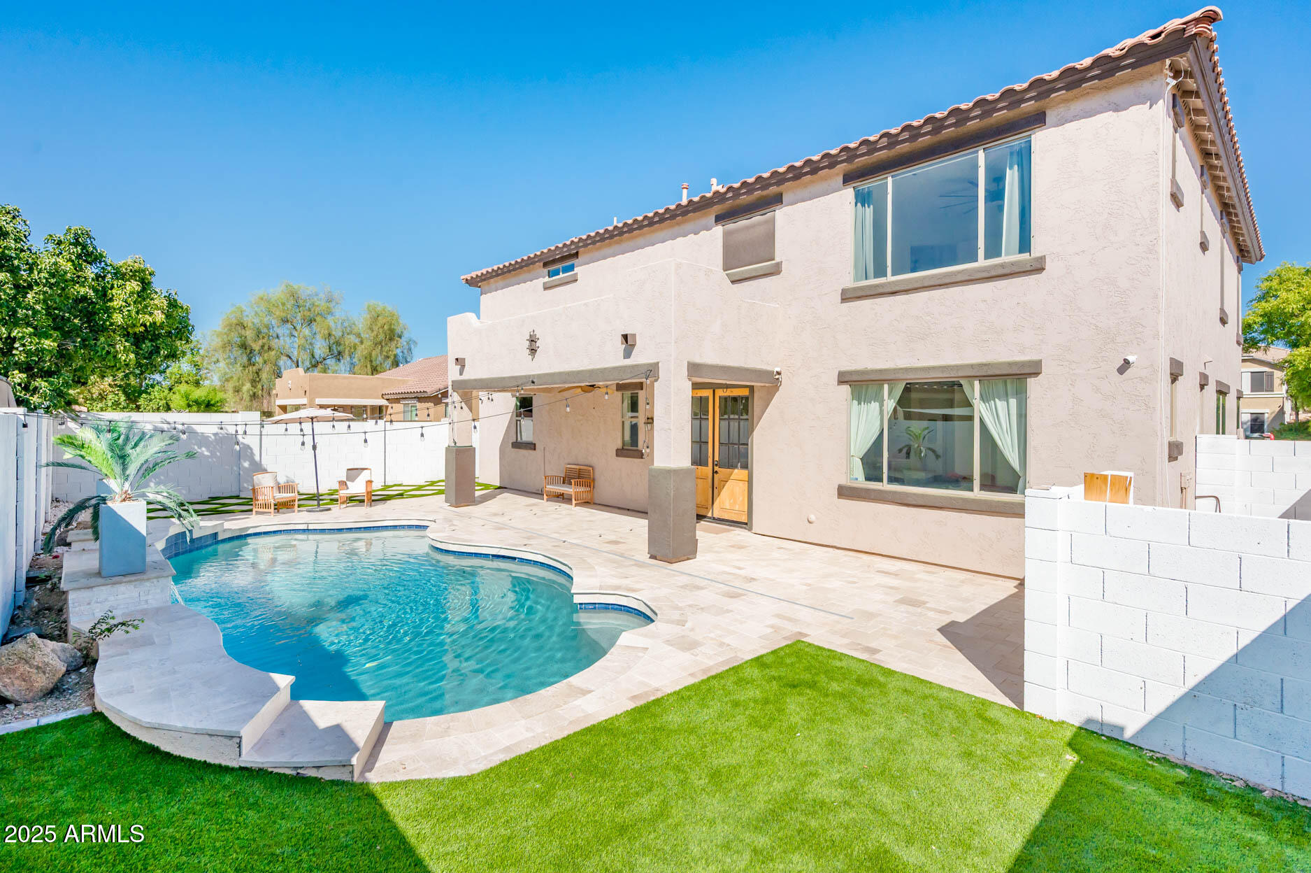 19813 E CARRIAGE Way