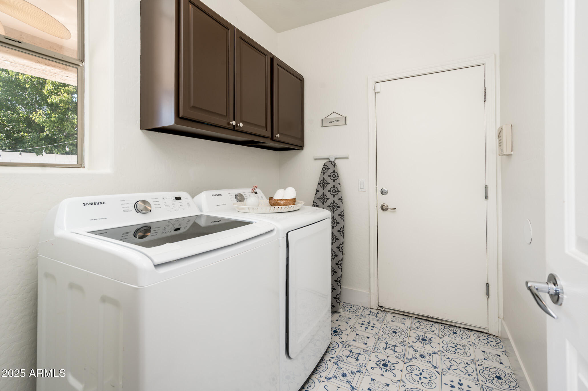 19813 E CARRIAGE Way