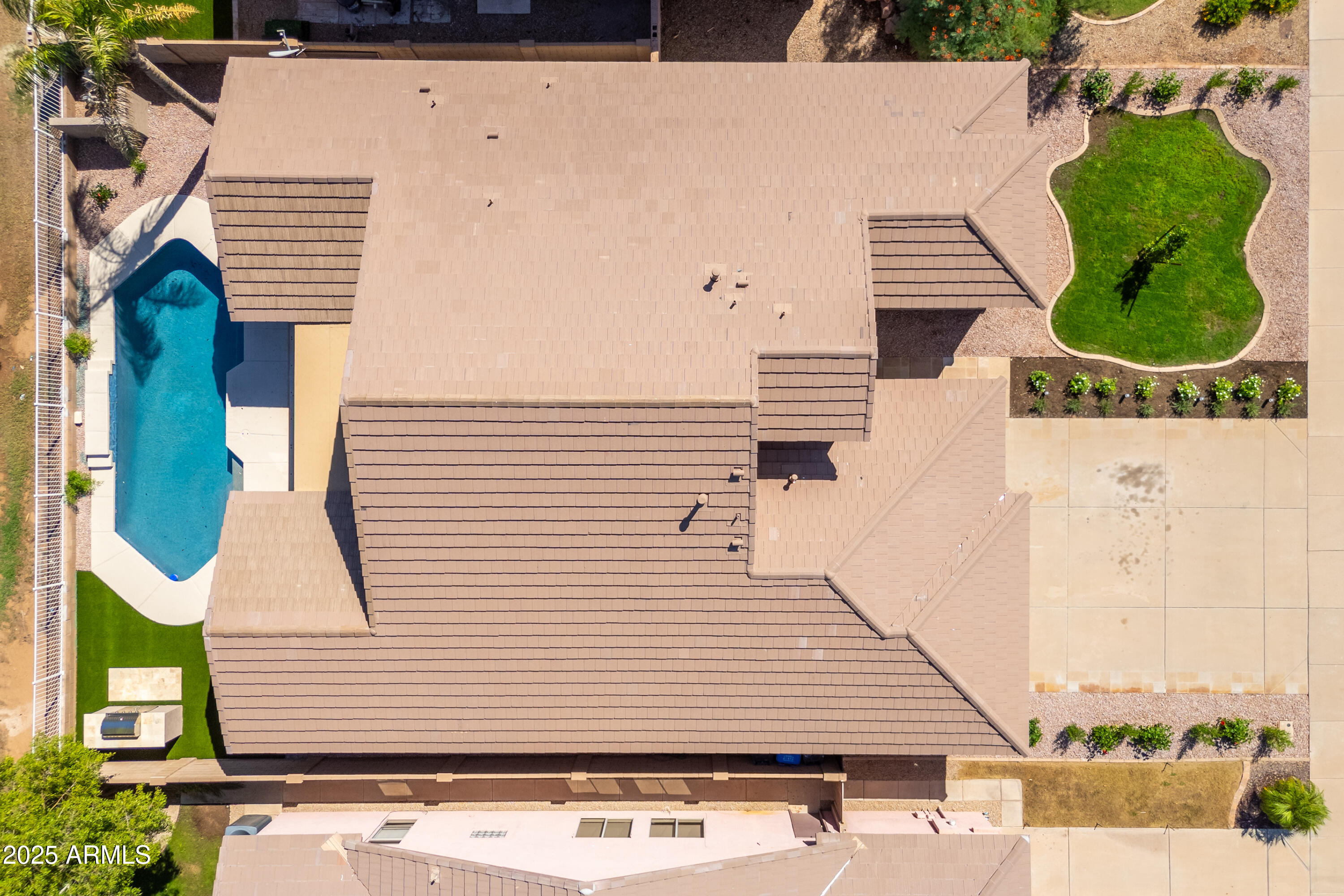 1079 S WESTERN SKIES Drive