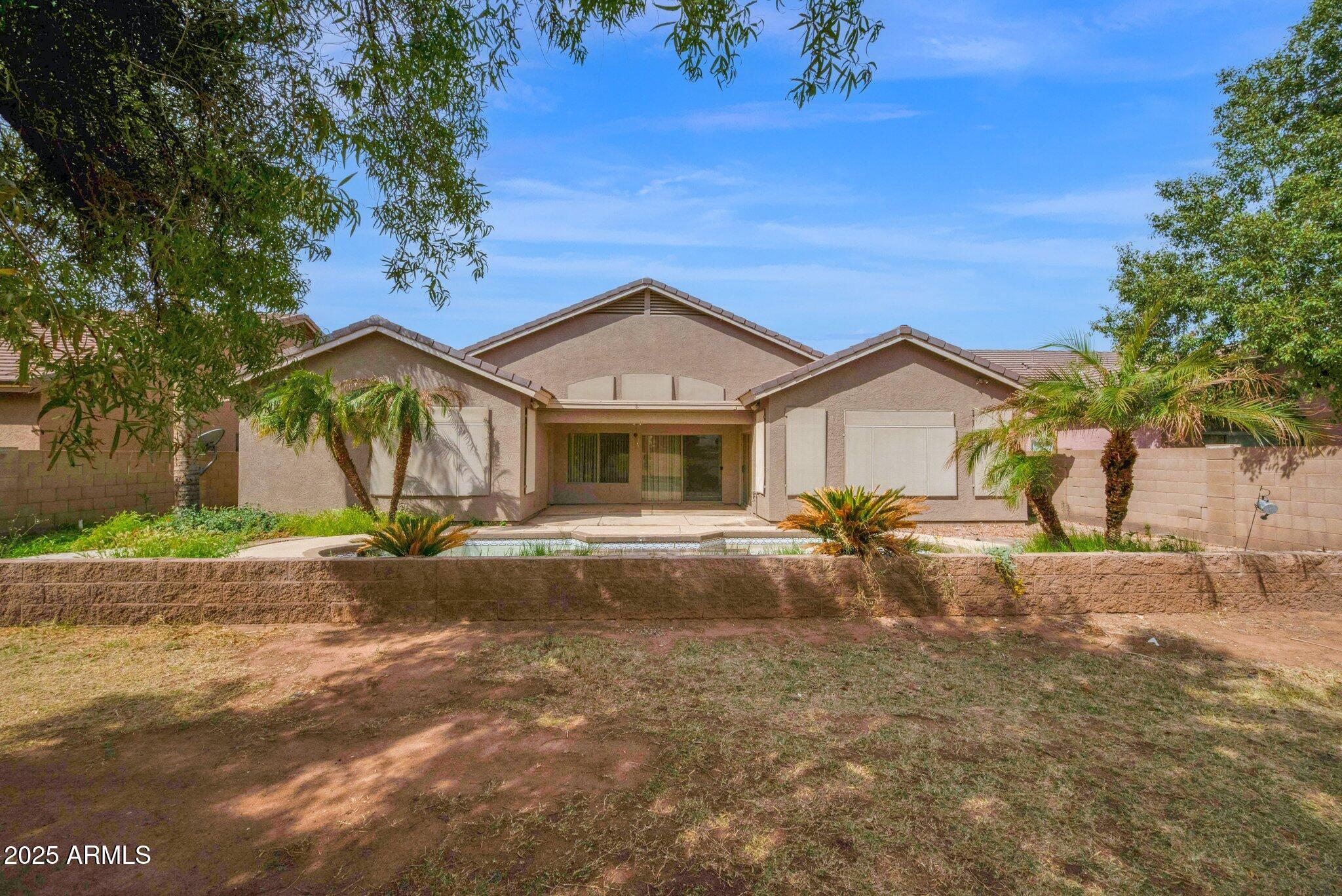 1079 S WESTERN SKIES Drive