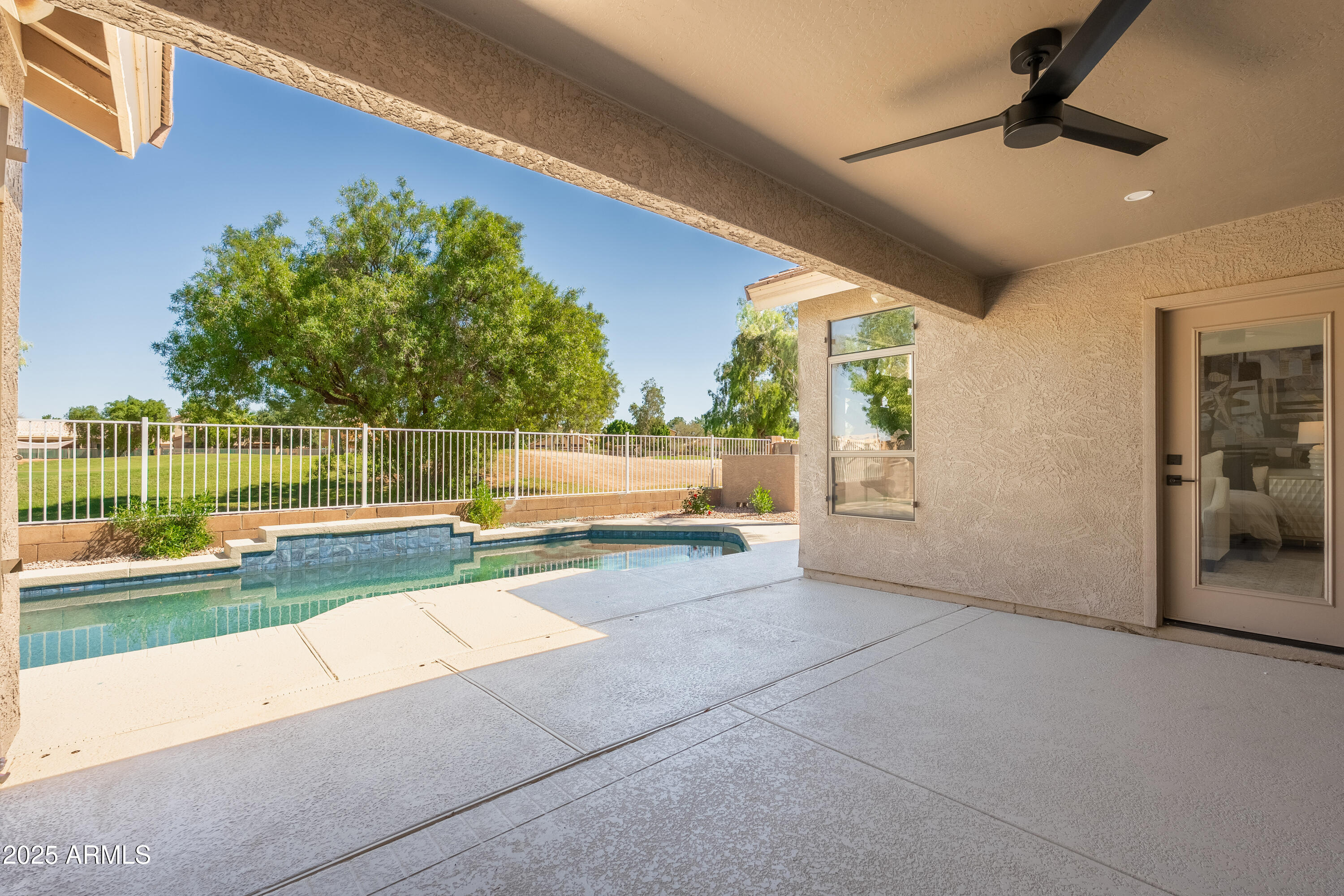 1079 S WESTERN SKIES Drive