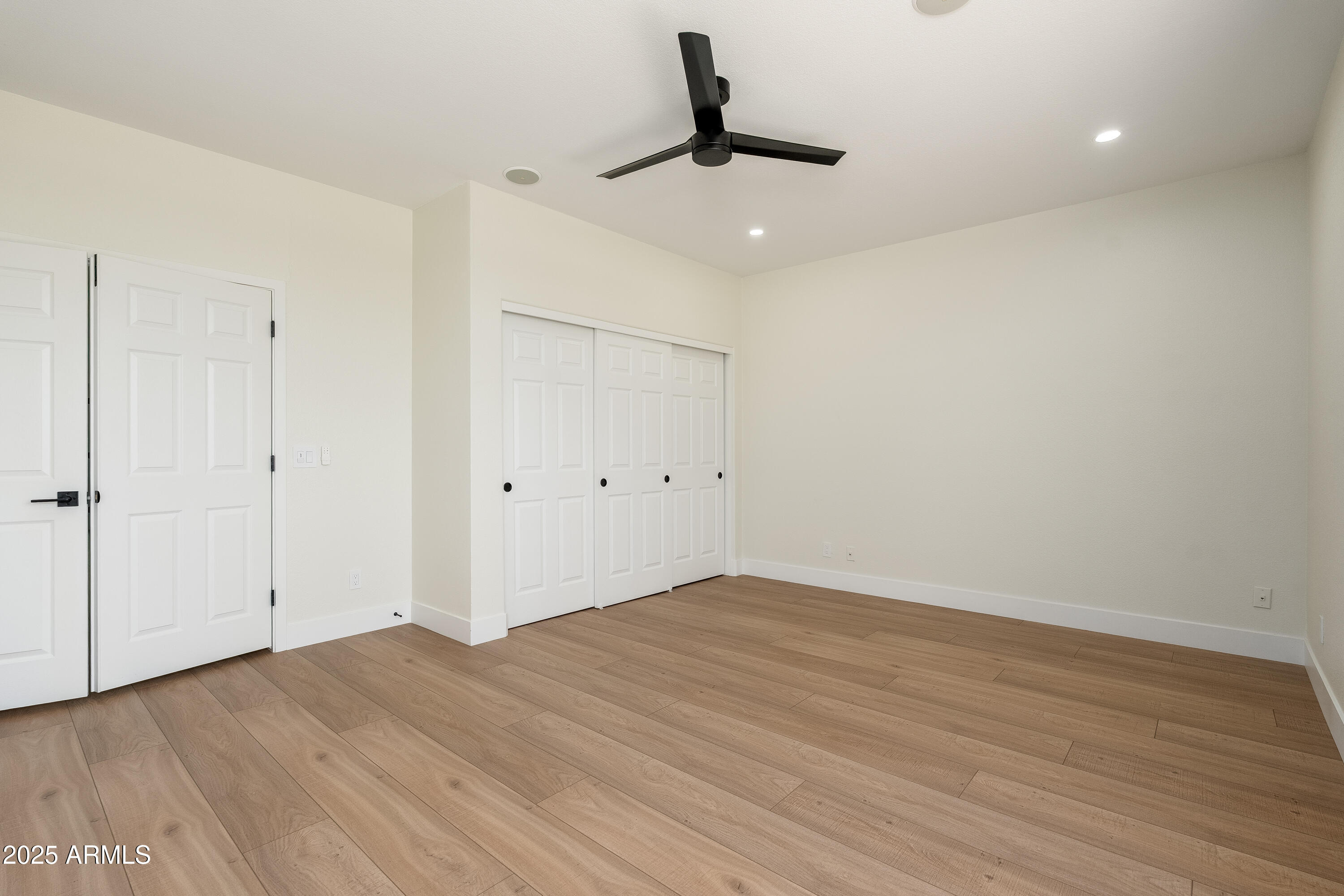 1079 S WESTERN SKIES Drive