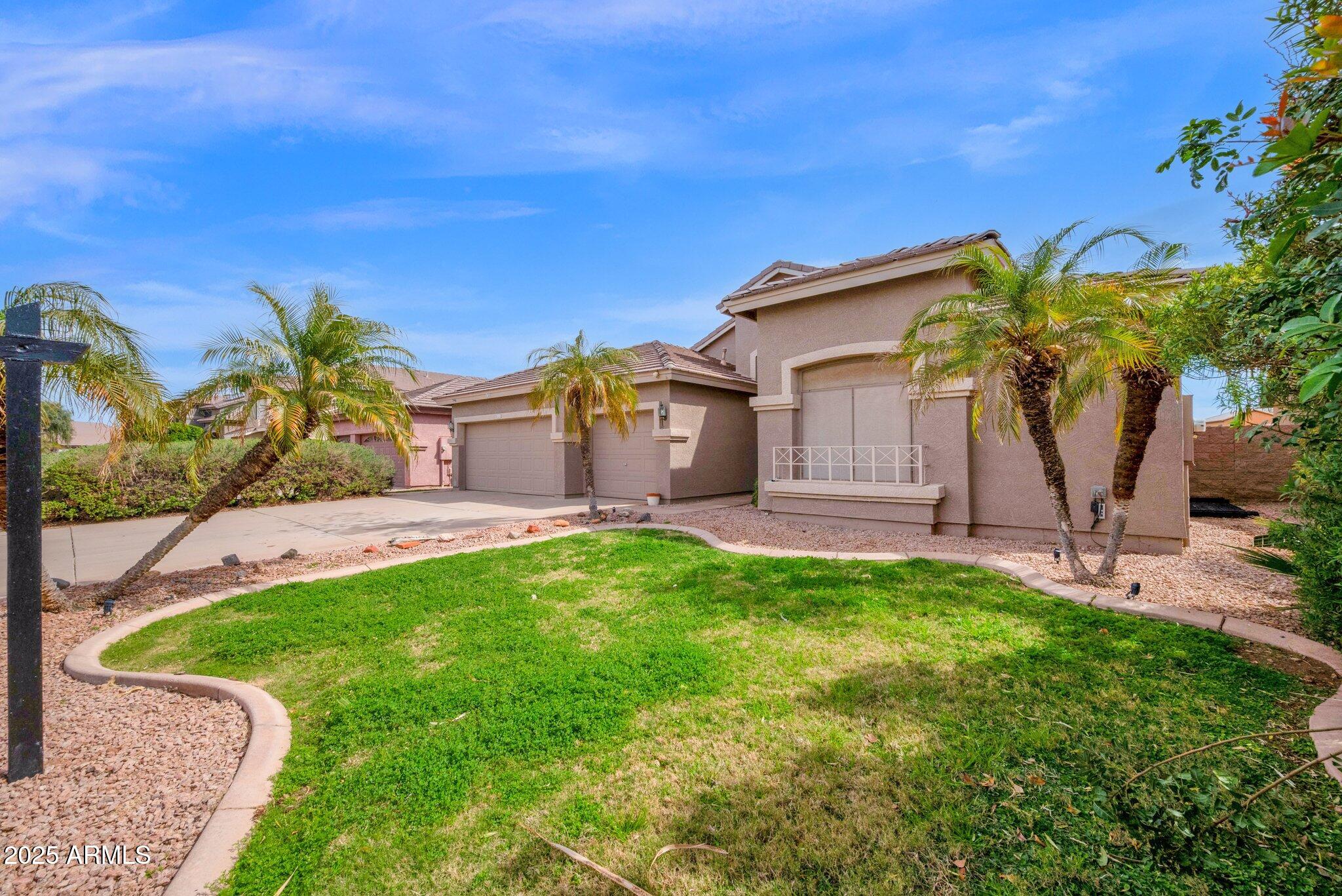1079 S WESTERN SKIES Drive