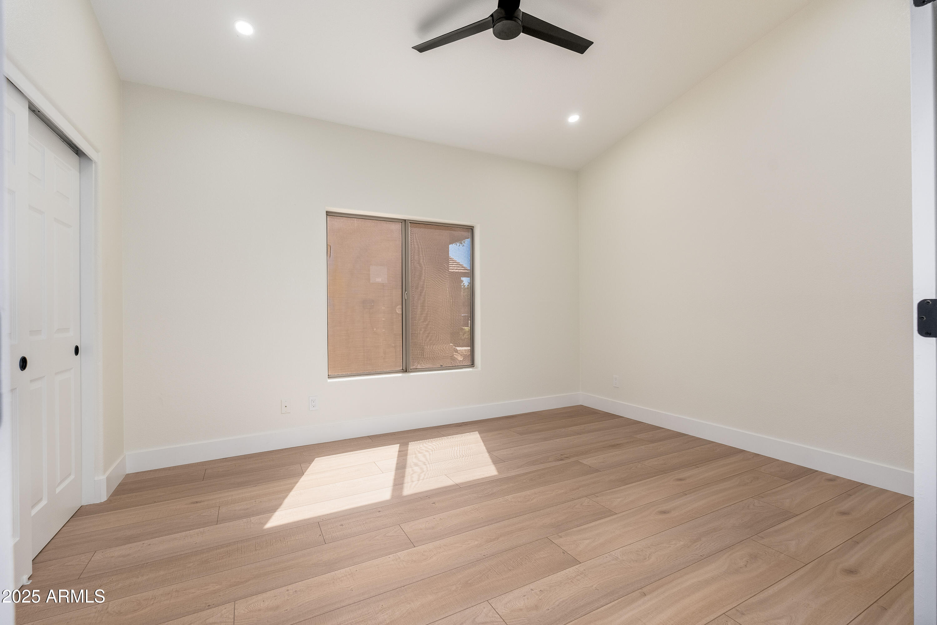 1079 S WESTERN SKIES Drive